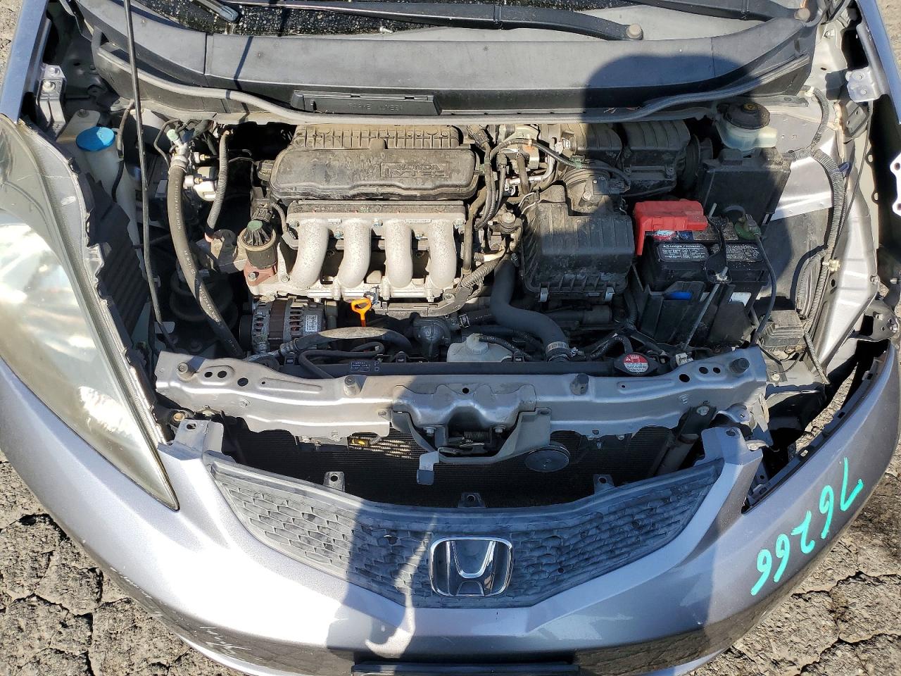 2010 Honda Fit Серебряный vin: JHMGE8H20AS011444