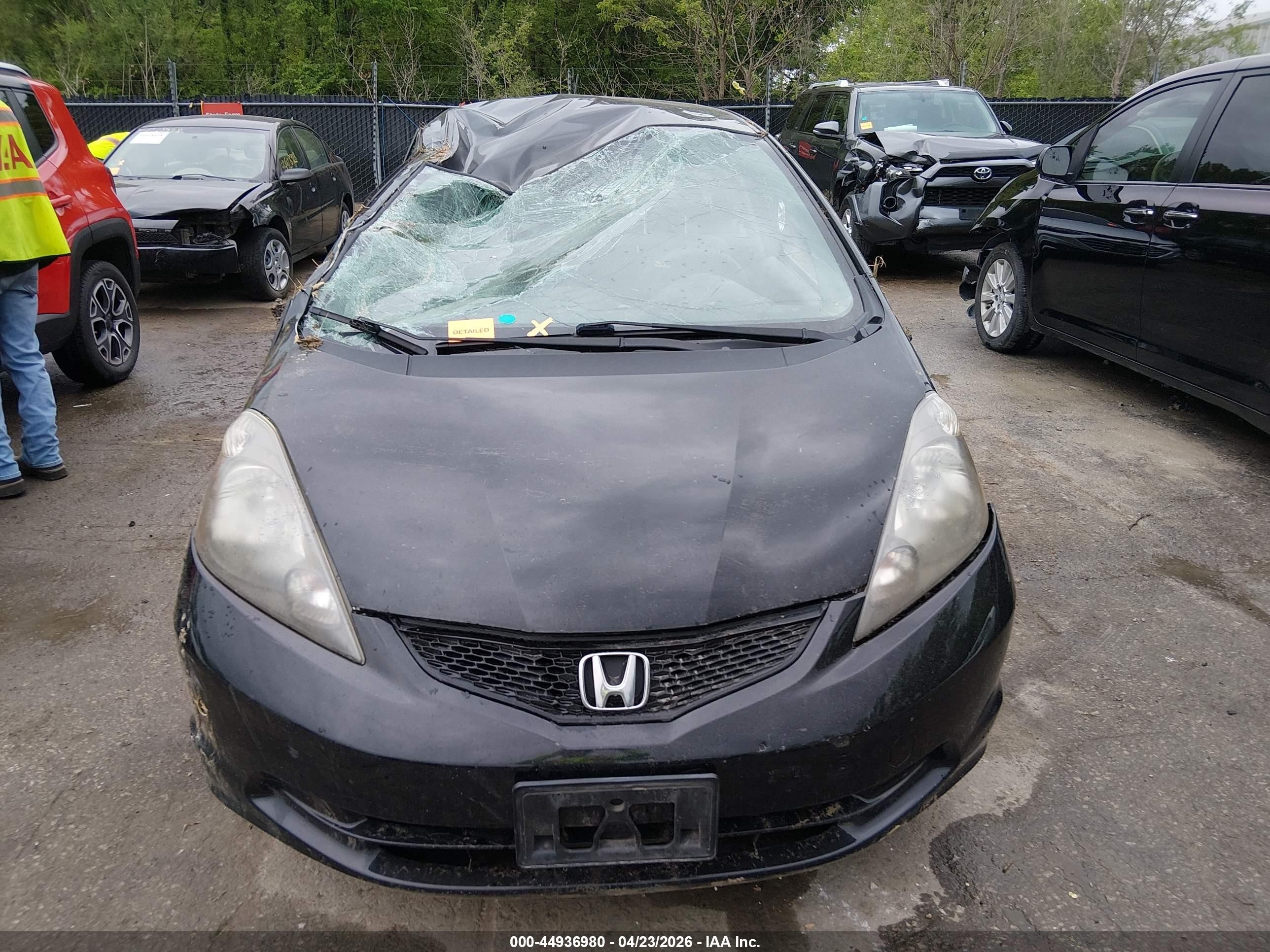 2010 Honda Fit   Black vin: JHMGE8H21AC009101