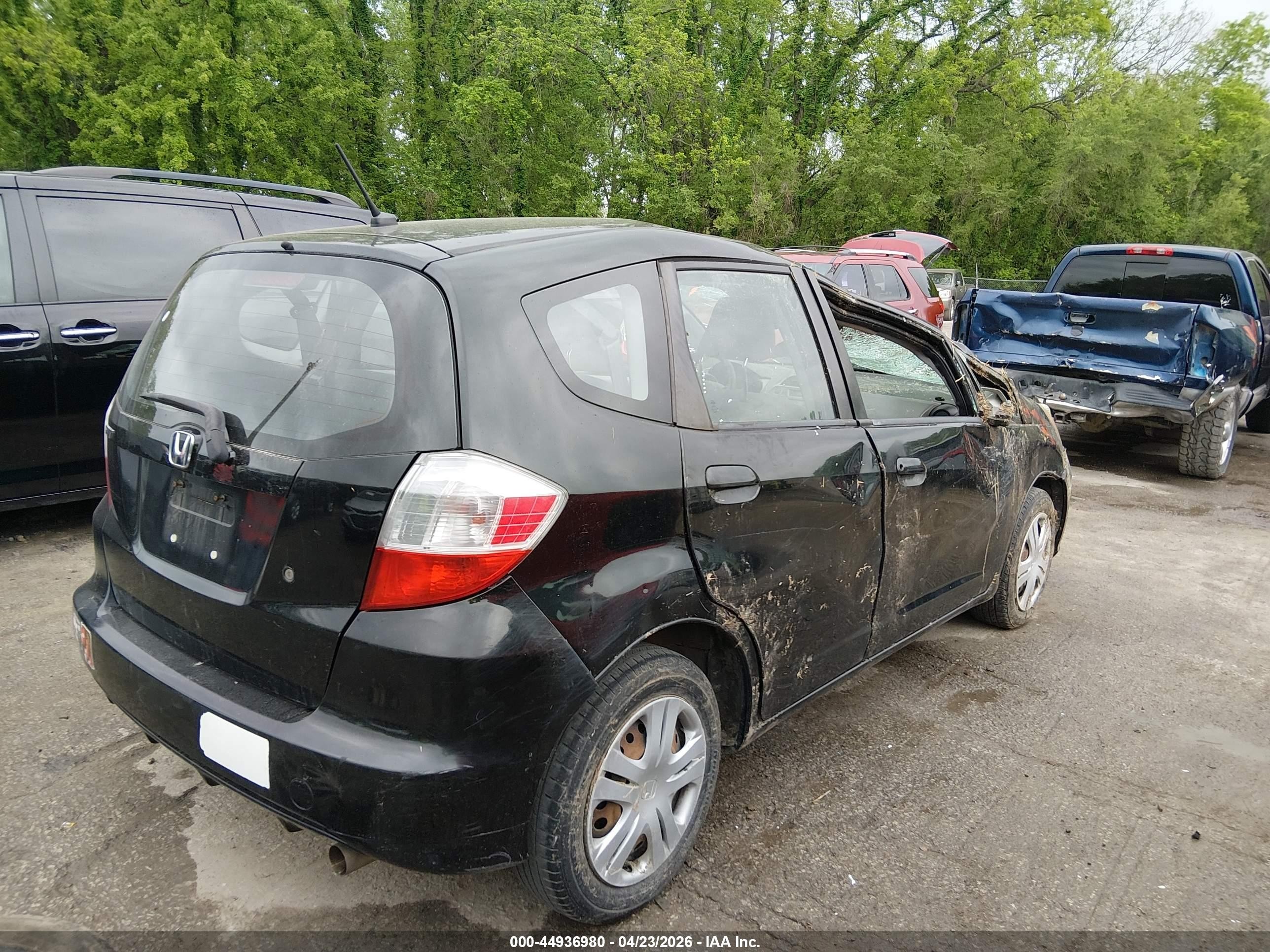 2010 Honda Fit   Black vin: JHMGE8H21AC009101