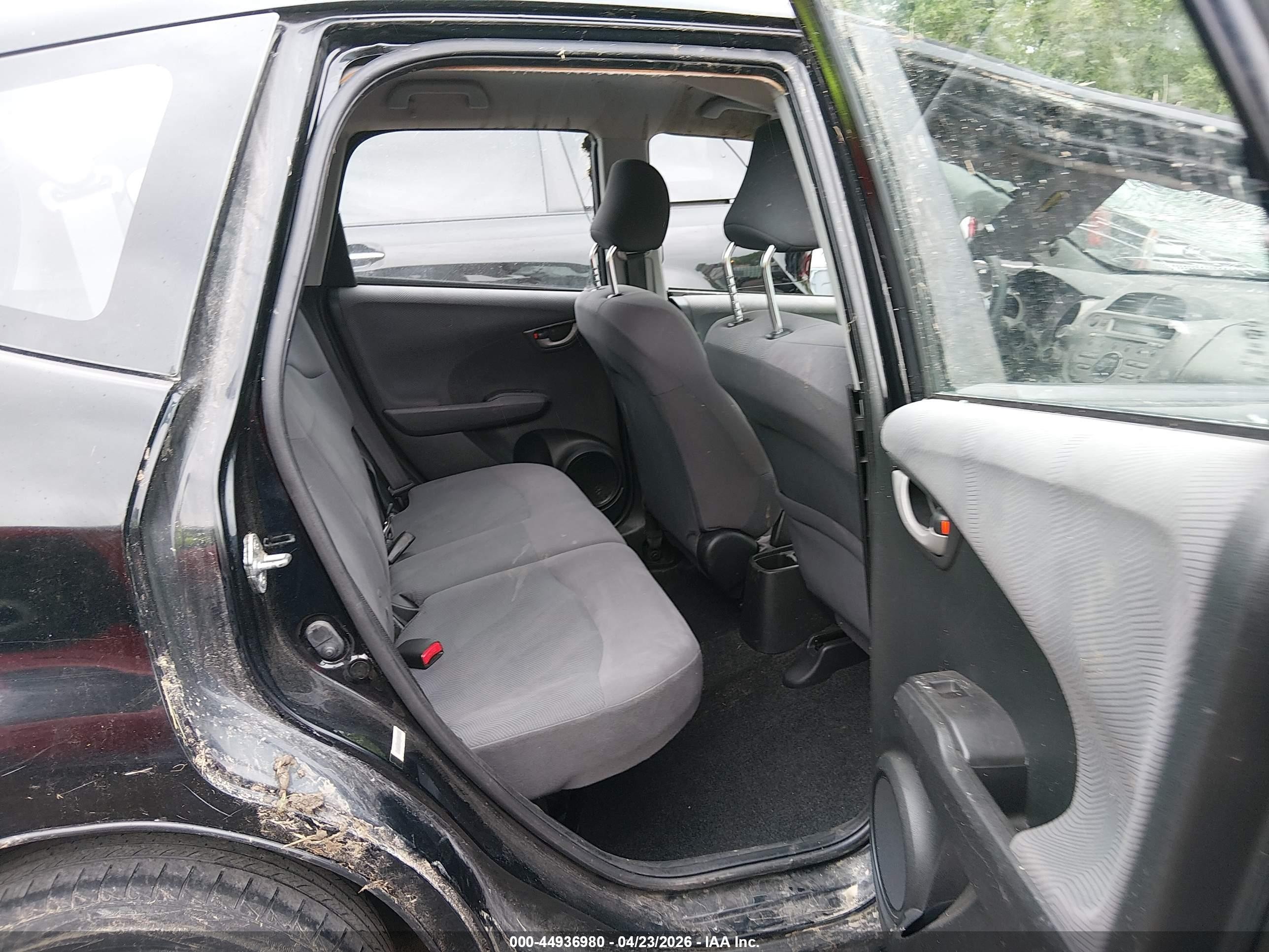 2010 Honda Fit   Black vin: JHMGE8H21AC009101