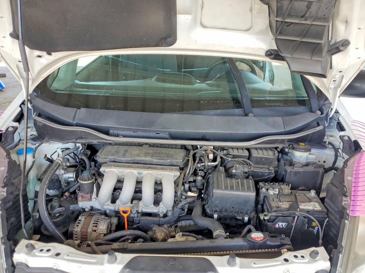 2010 Honda Fit White vin: JHMGE8H23AS010563