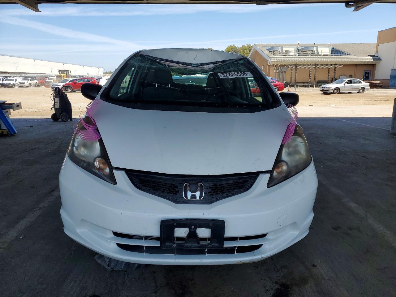 2010 Honda Fit White vin: JHMGE8H23AS010563