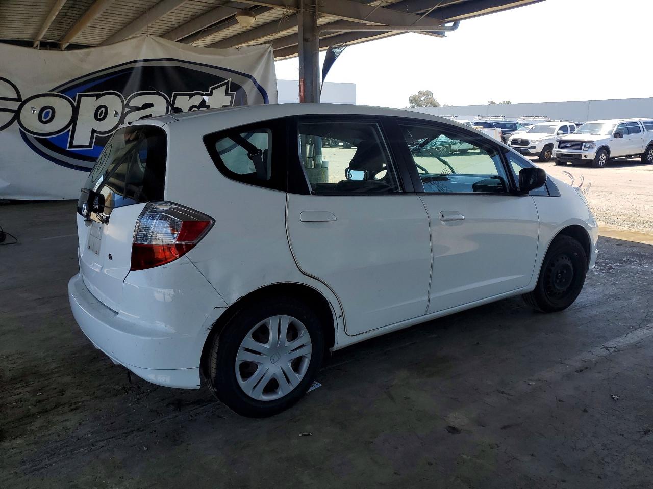 2010 Honda Fit White vin: JHMGE8H23AS010563