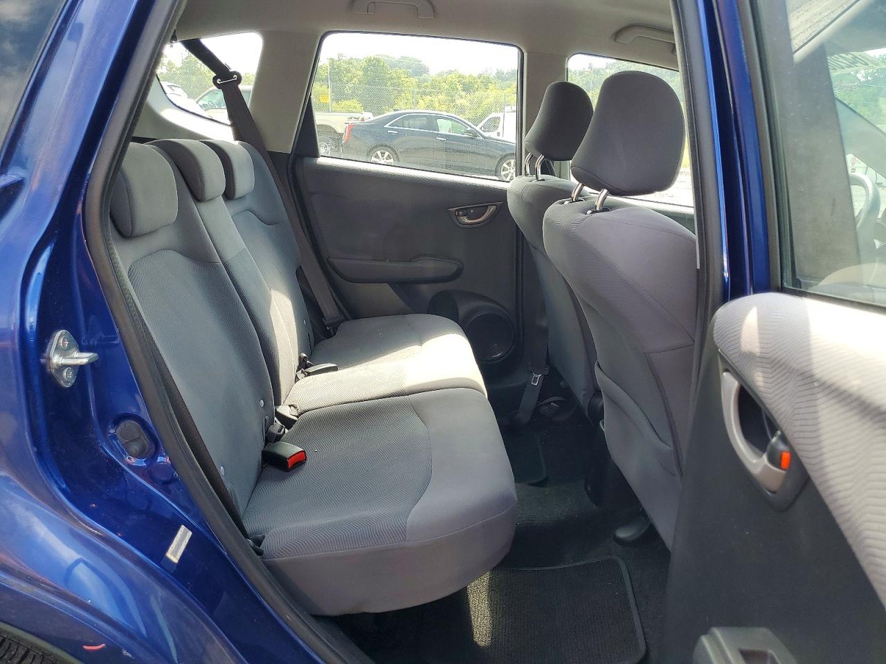 2010 Honda Fit Blue vin: JHMGE8H24AC006211