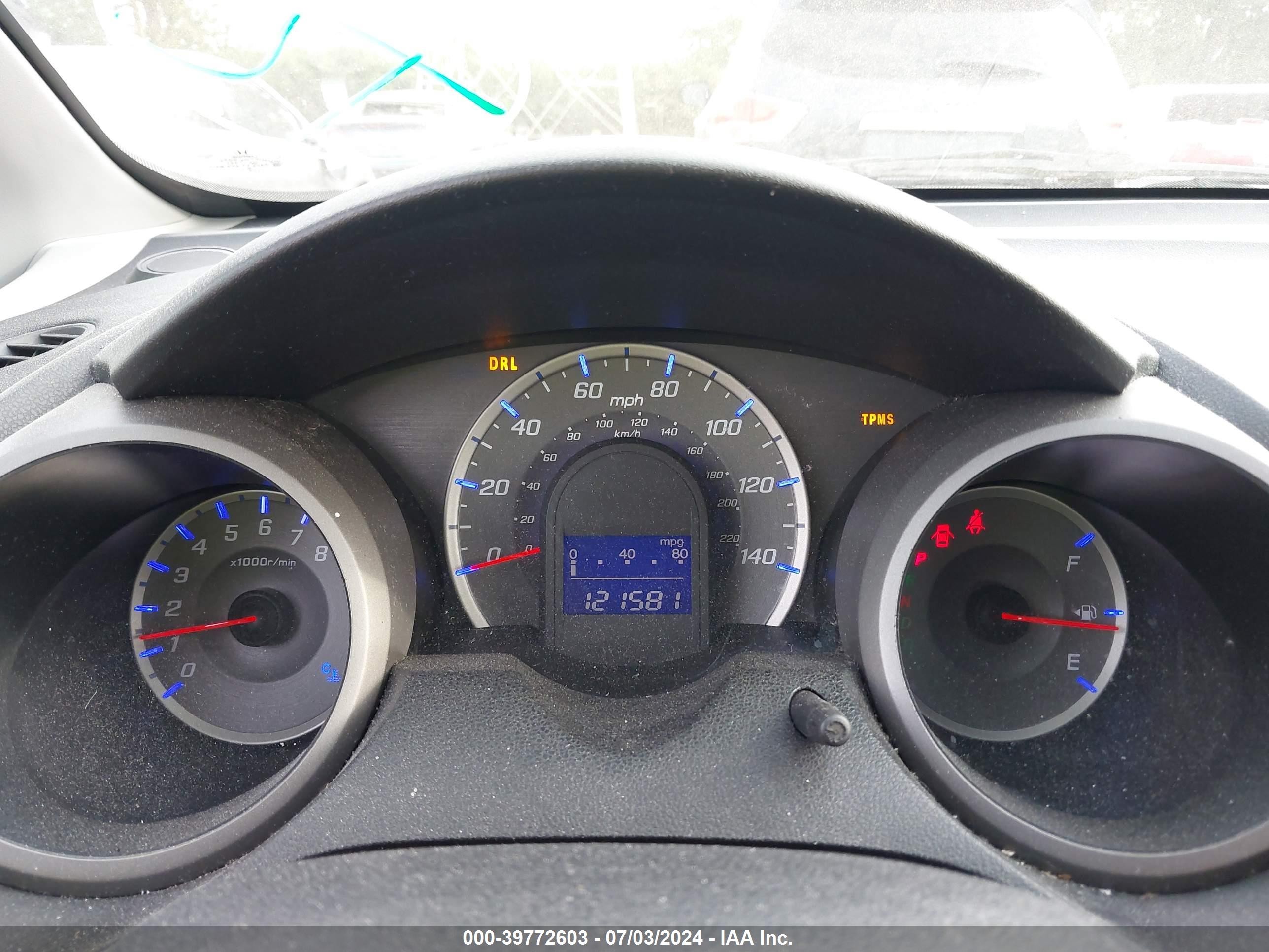 2010 Honda Fit Silver vin: JHMGE8H24AC006452