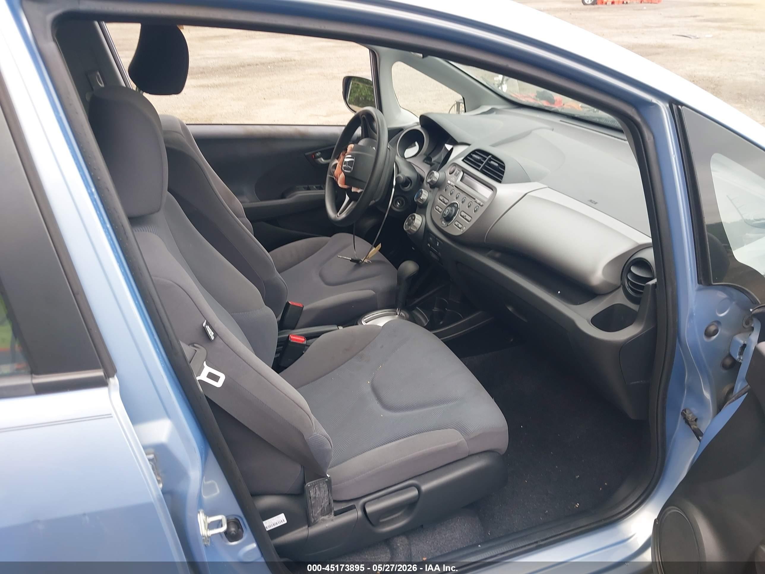2010 Honda Fit   Light Blue vin: JHMGE8H24AS000852