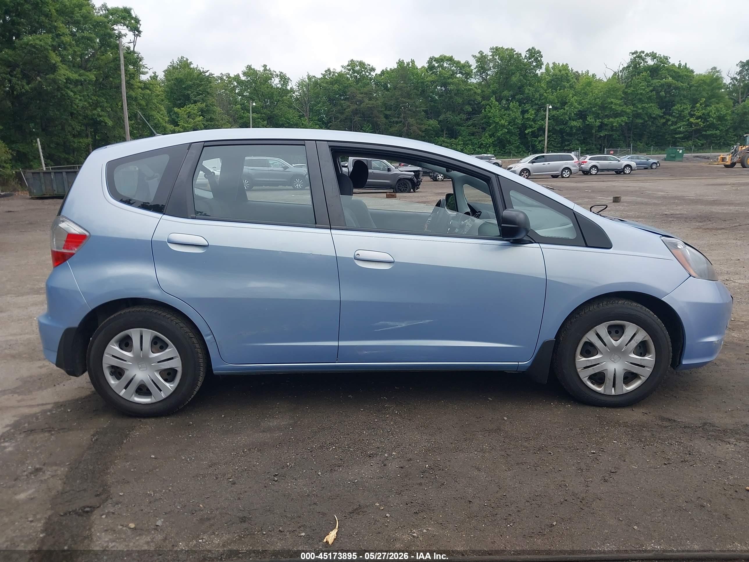 2010 Honda Fit   Light Blue vin: JHMGE8H24AS000852