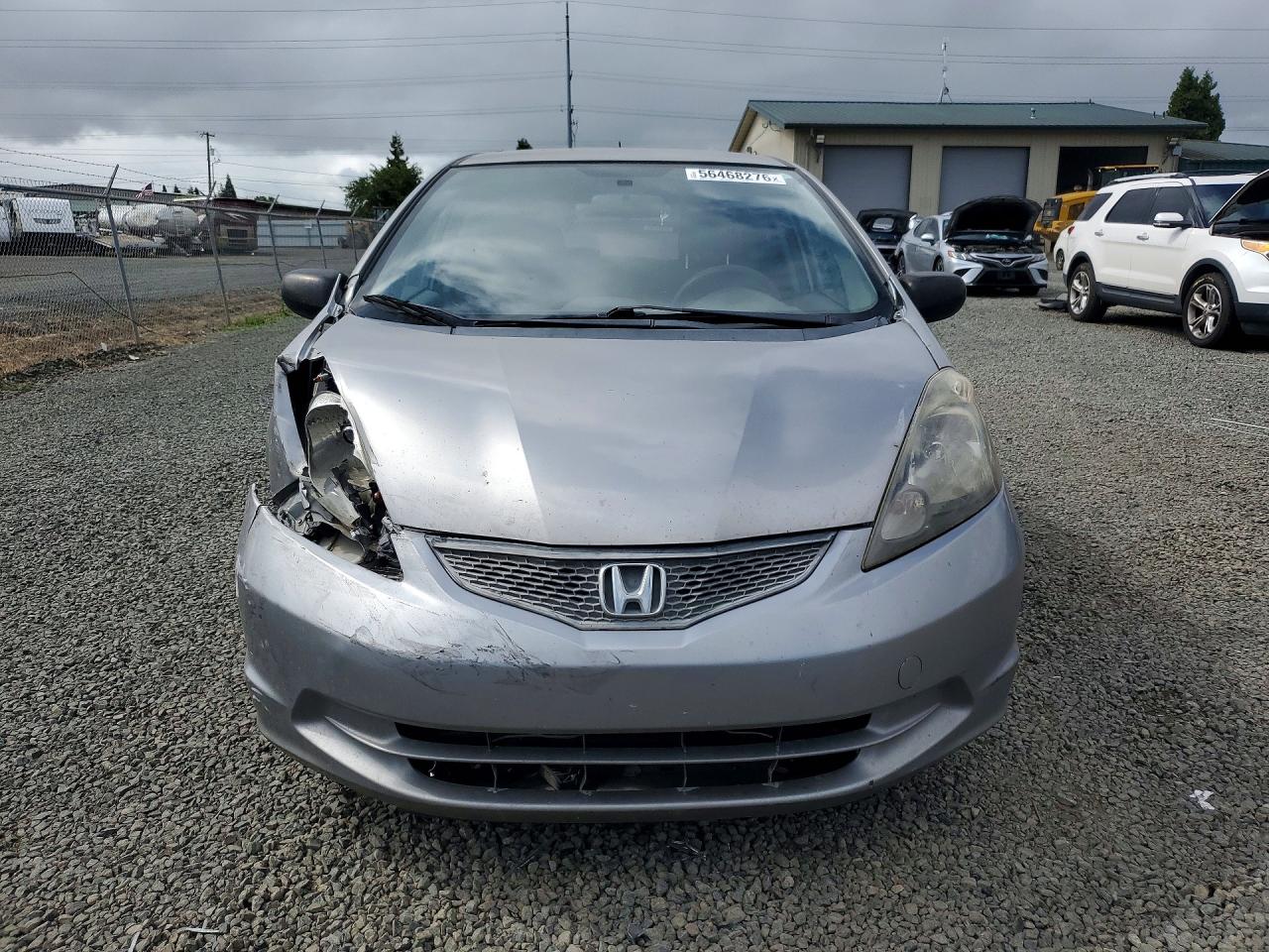 2010 Honda Fit Silver vin: JHMGE8H25AC003379