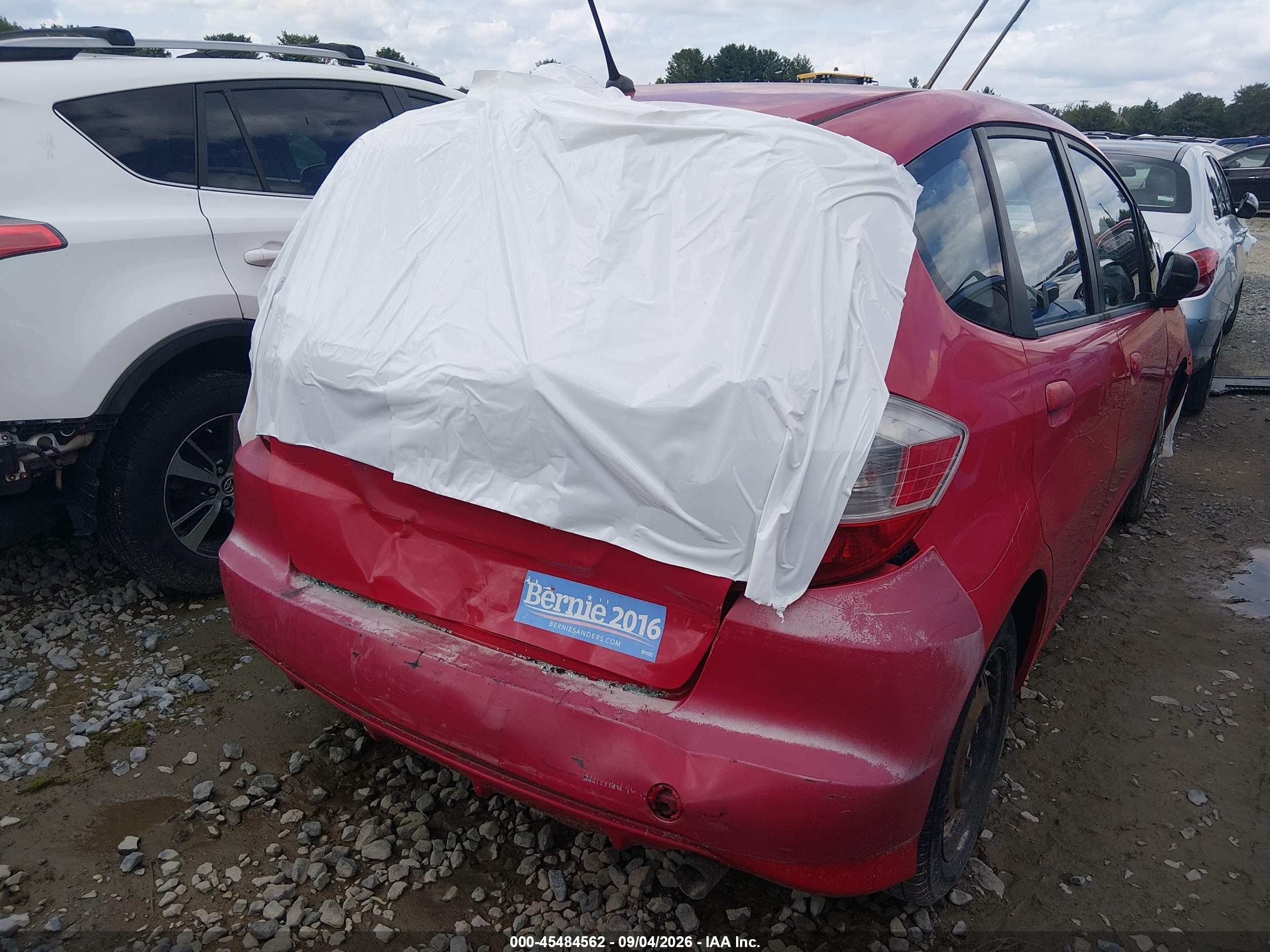 2010 Honda Fit   Красный vin: JHMGE8H25AC010607