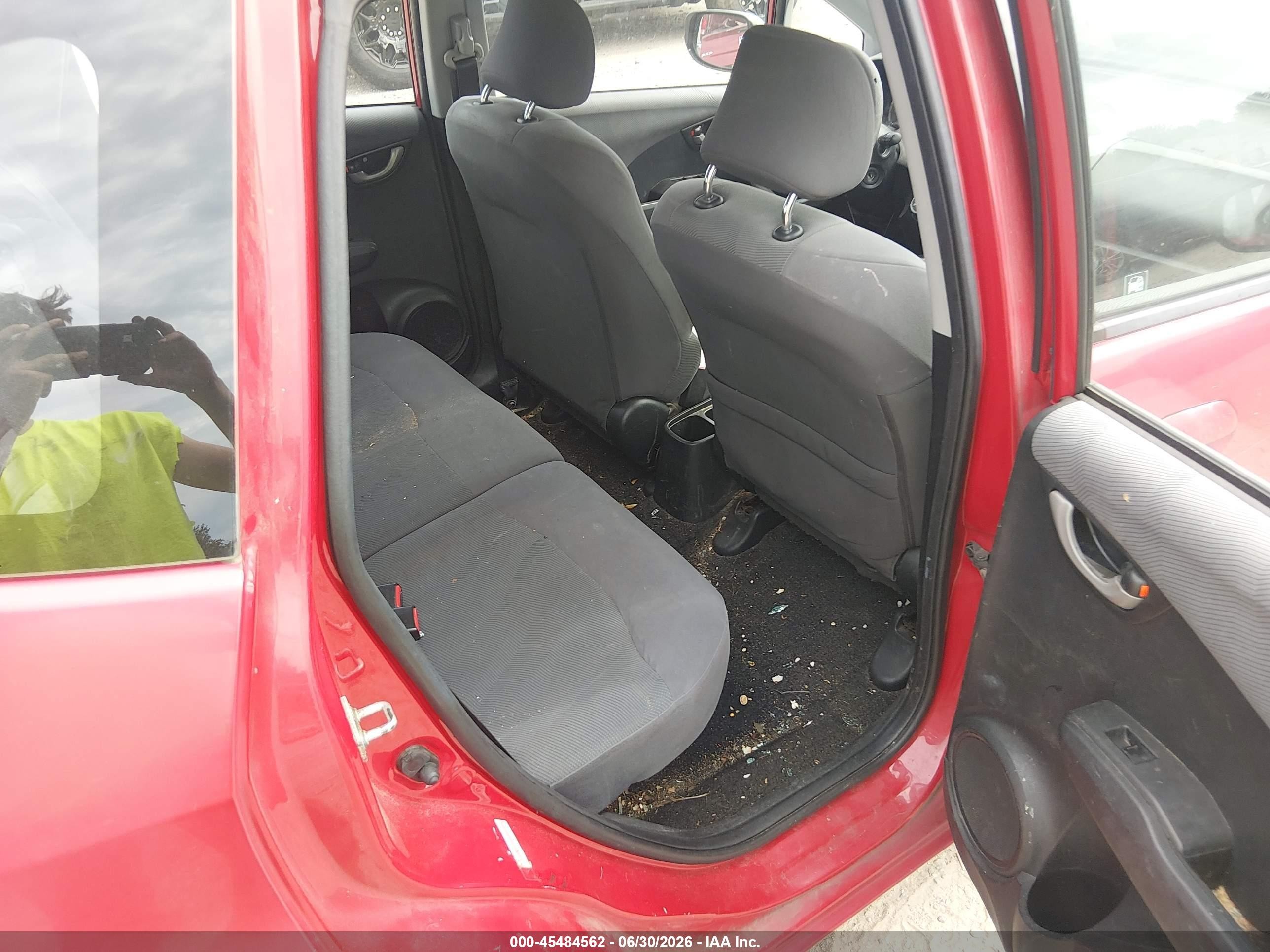2010 Honda Fit   Красный vin: JHMGE8H25AC010607