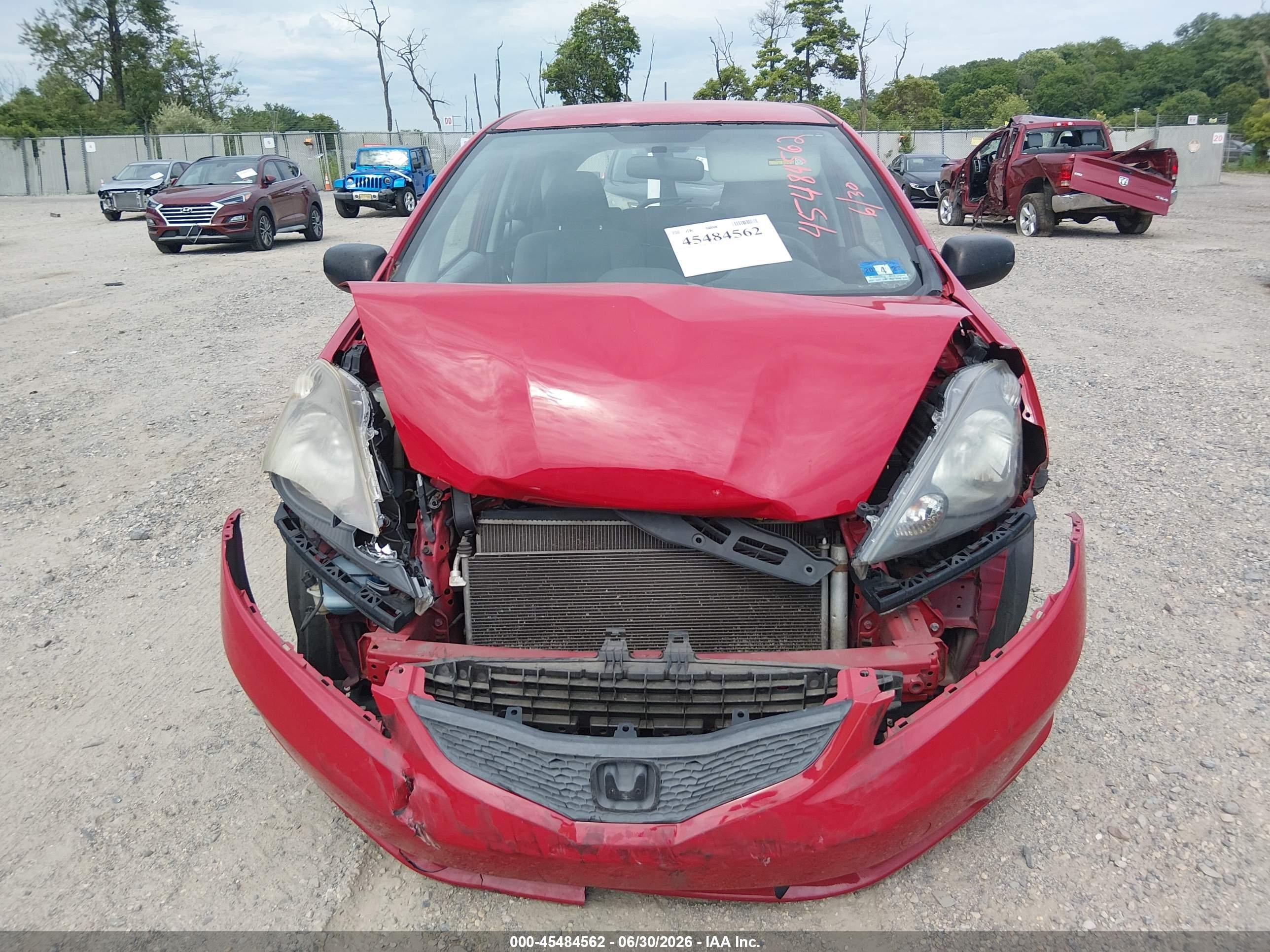 2010 Honda Fit   Красный vin: JHMGE8H25AC010607
