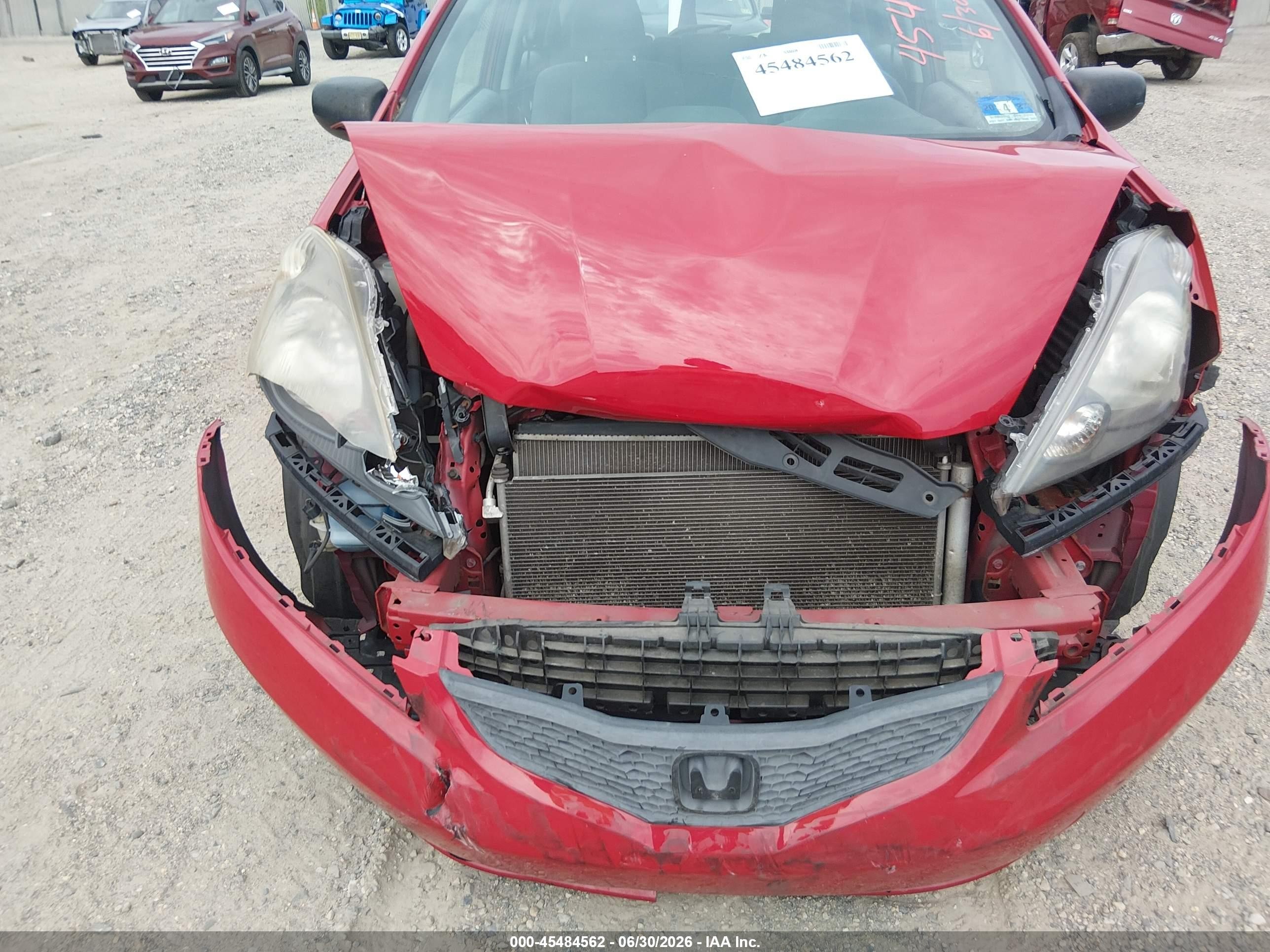 2010 Honda Fit   Красный vin: JHMGE8H25AC010607
