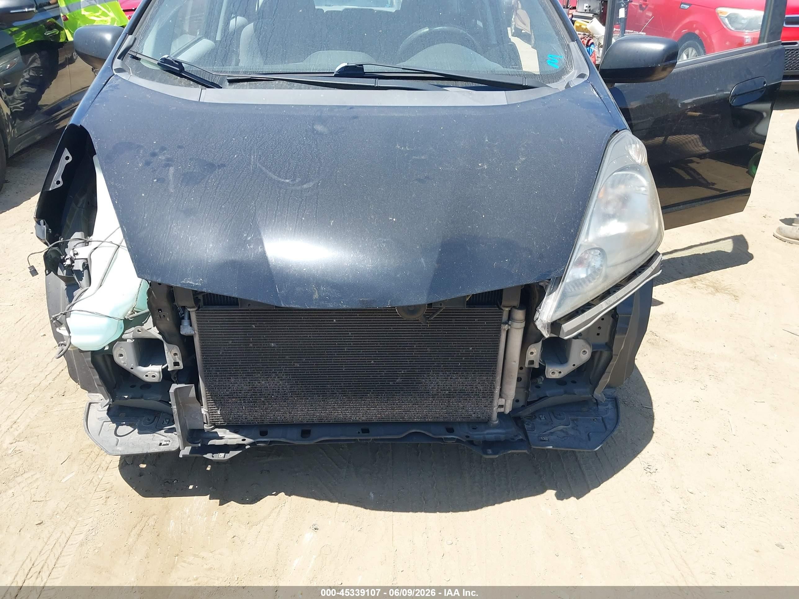 2010 Honda Fit   Черный vin: JHMGE8H25AC039363