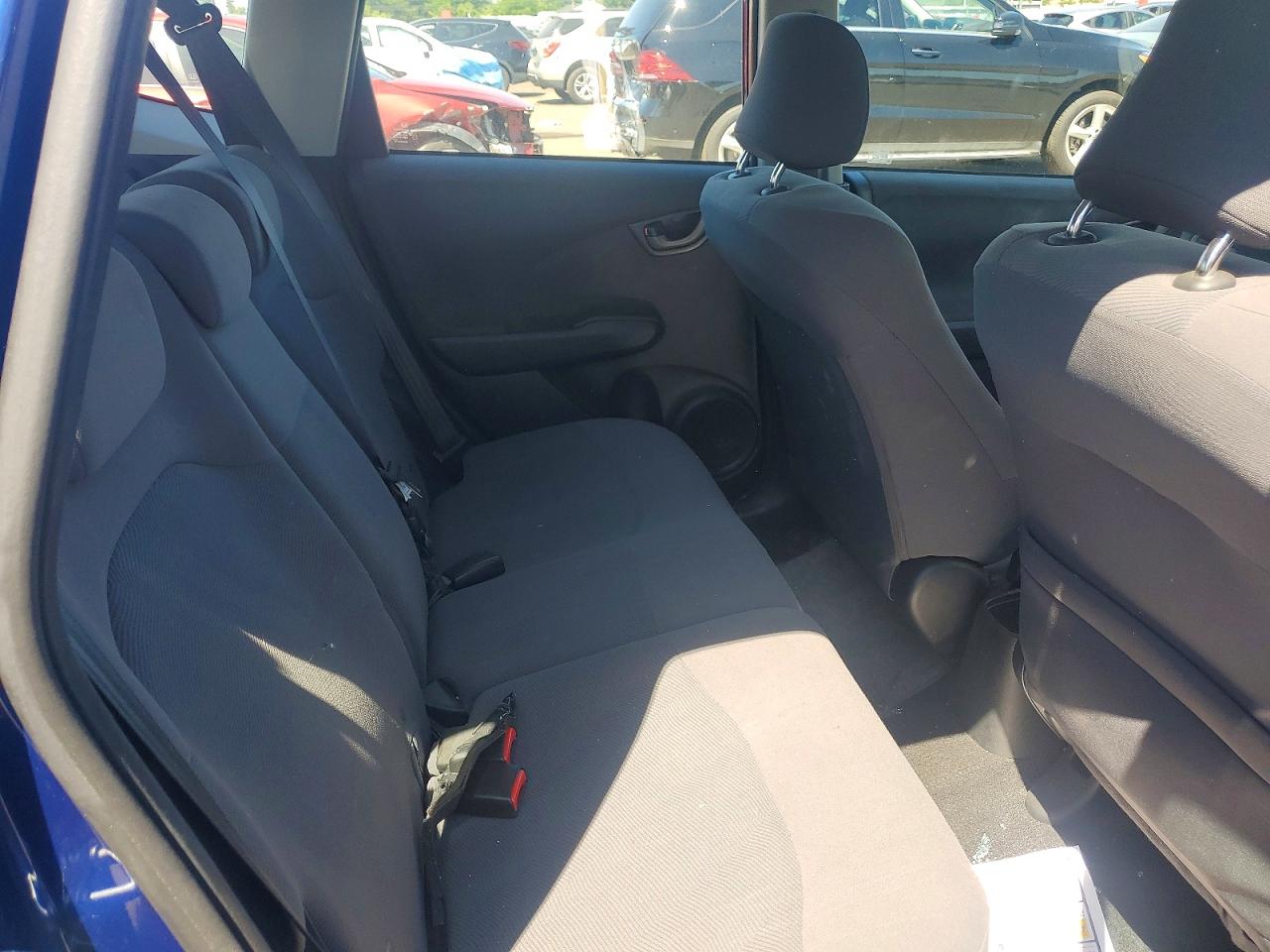 2010 Honda Fit Blue vin: JHMGE8H25AS019488