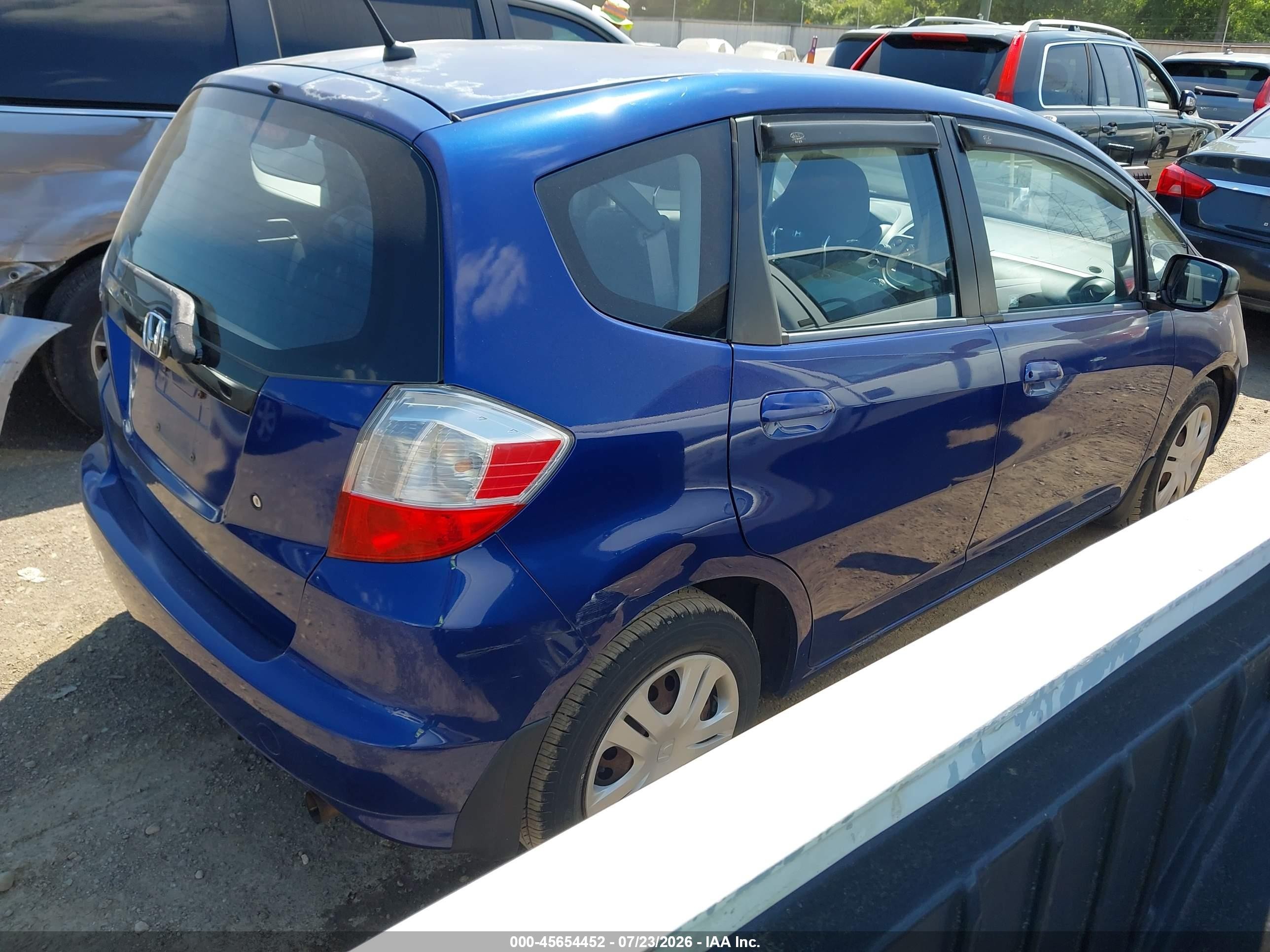2010 Honda Fit   Blue vin: JHMGE8H26AC019865