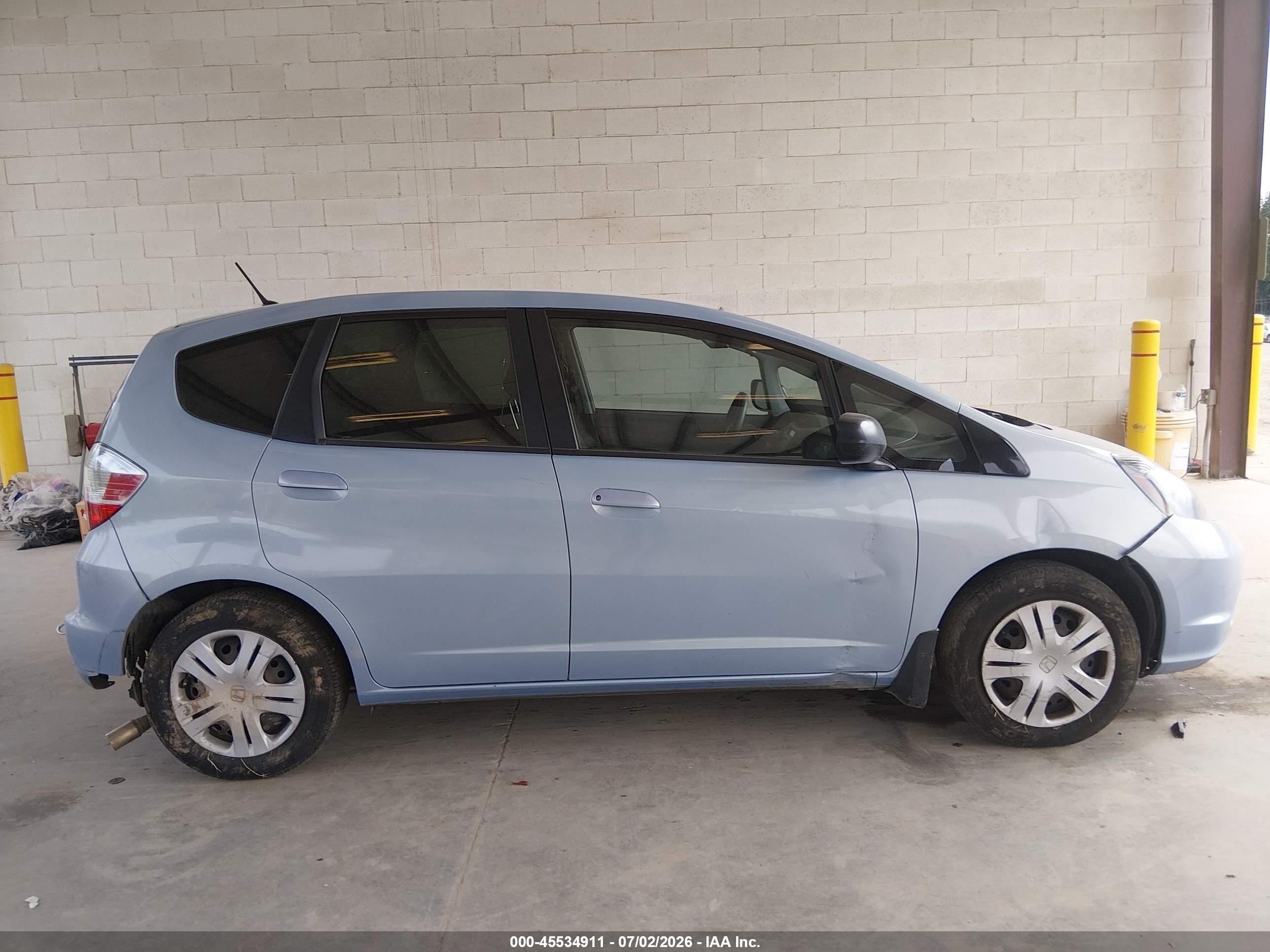2010 Honda Fit   Light Blue vin: JHMGE8H27AC033936