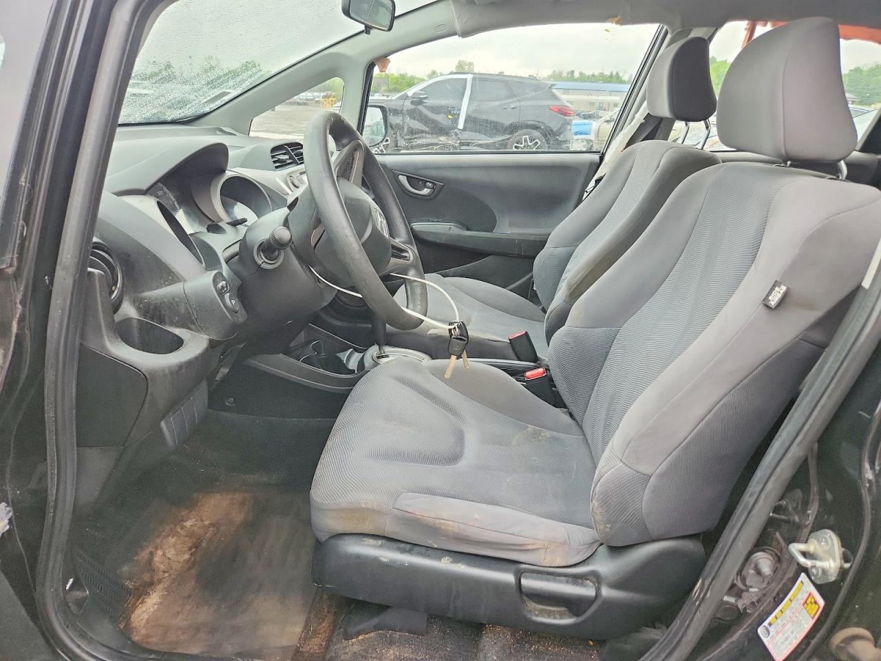 2010 Honda Fit Black vin: JHMGE8H27AC039395