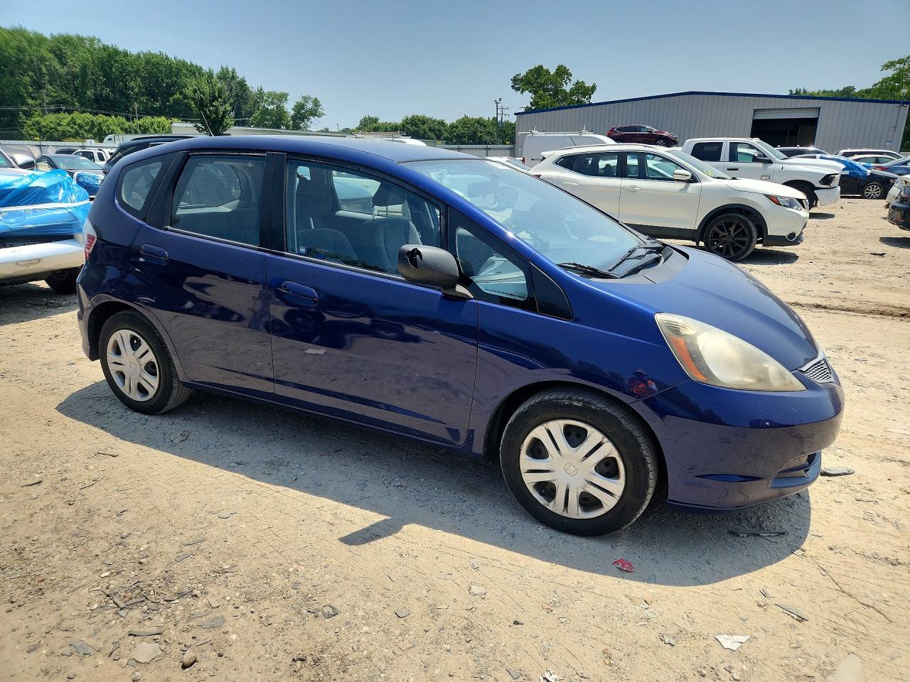 2010 Honda Fit Blue vin: JHMGE8H28AC015333