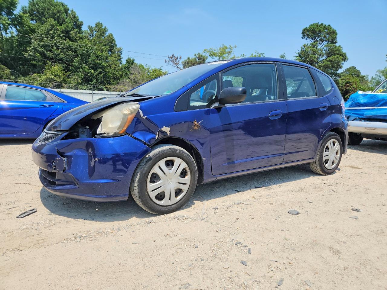 2010 Honda Fit Blue vin: JHMGE8H28AC015333