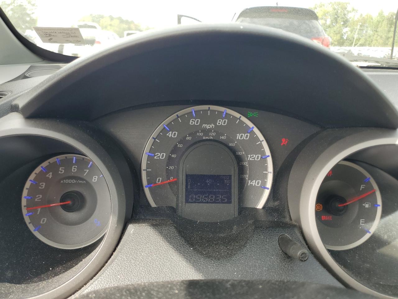 2010 Honda Fit Silver vin: JHMGE8H28AS000725