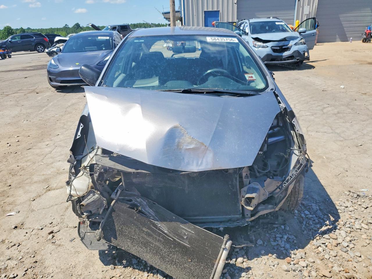 2010 Honda Fit Silver vin: JHMGE8H28AS012860