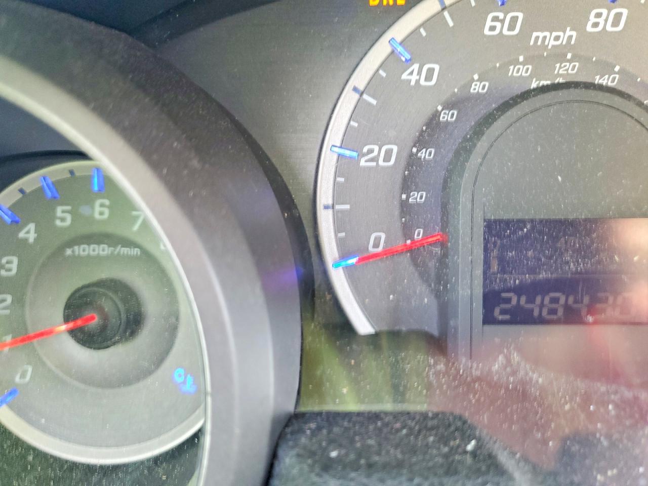 2010 Honda Fit Silver vin: JHMGE8H28AS012860