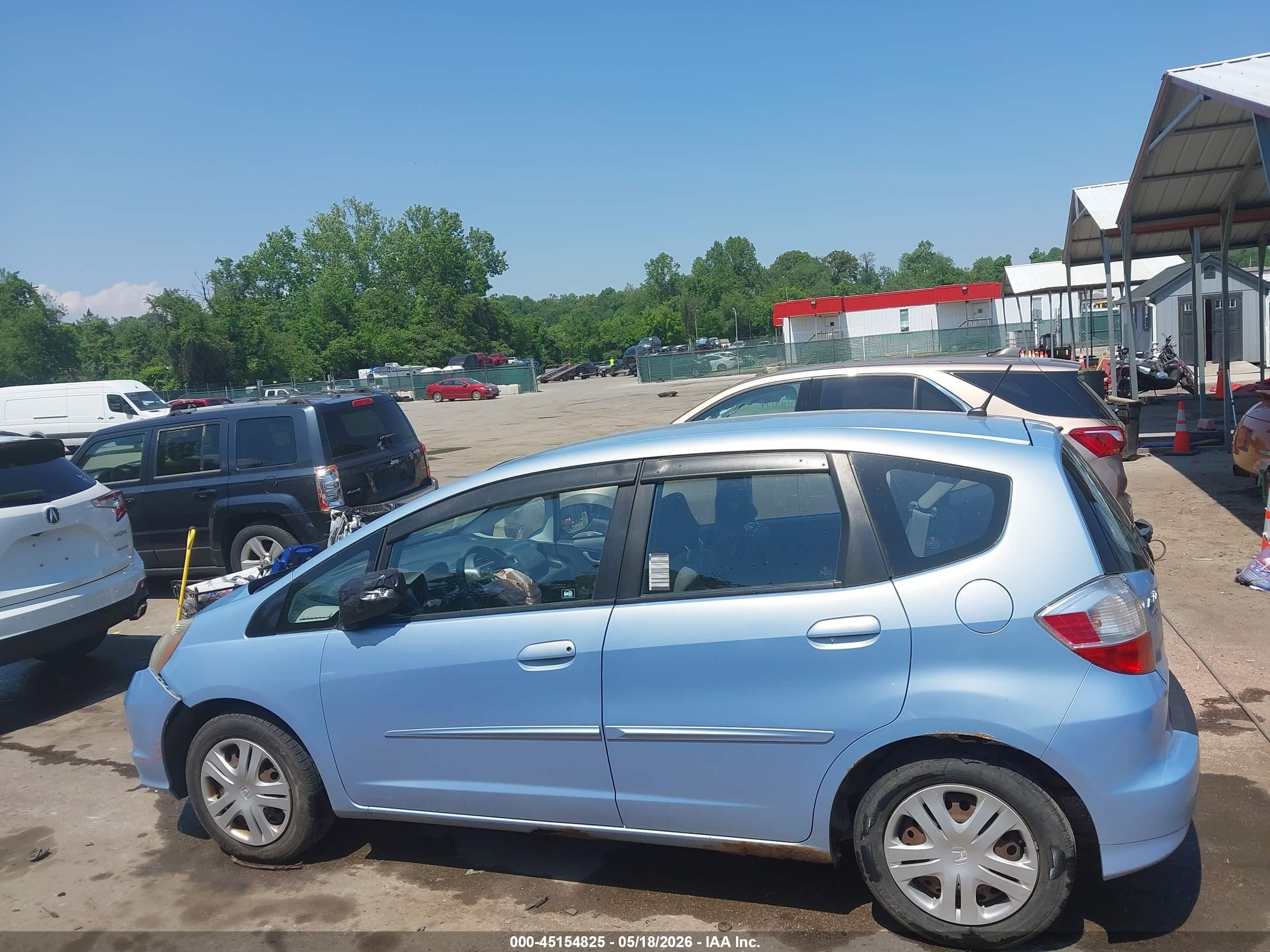 2010 Honda Fit Light Blue vin: JHMGE8H29AC026650