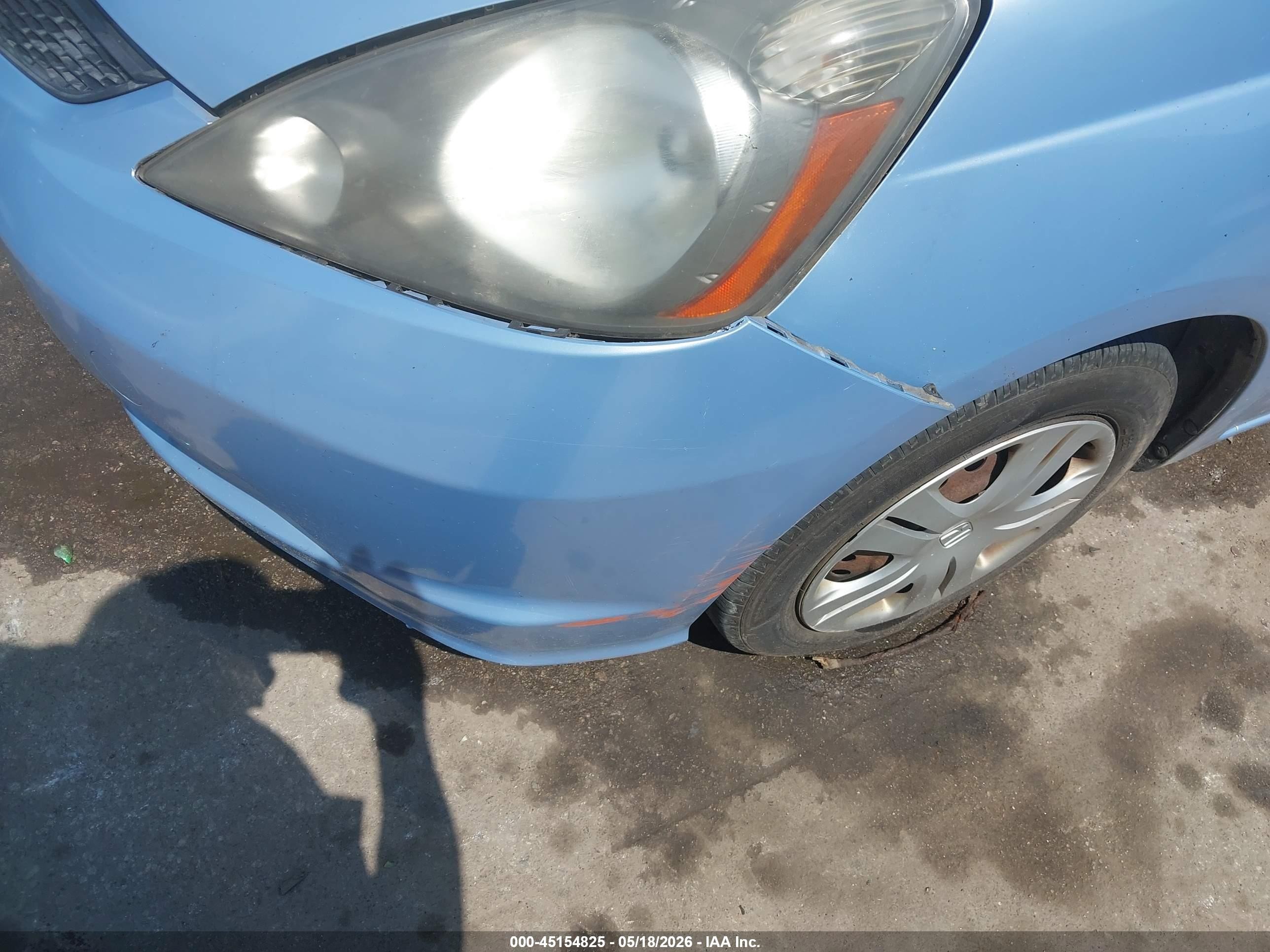 2010 Honda Fit Light Blue vin: JHMGE8H29AC026650