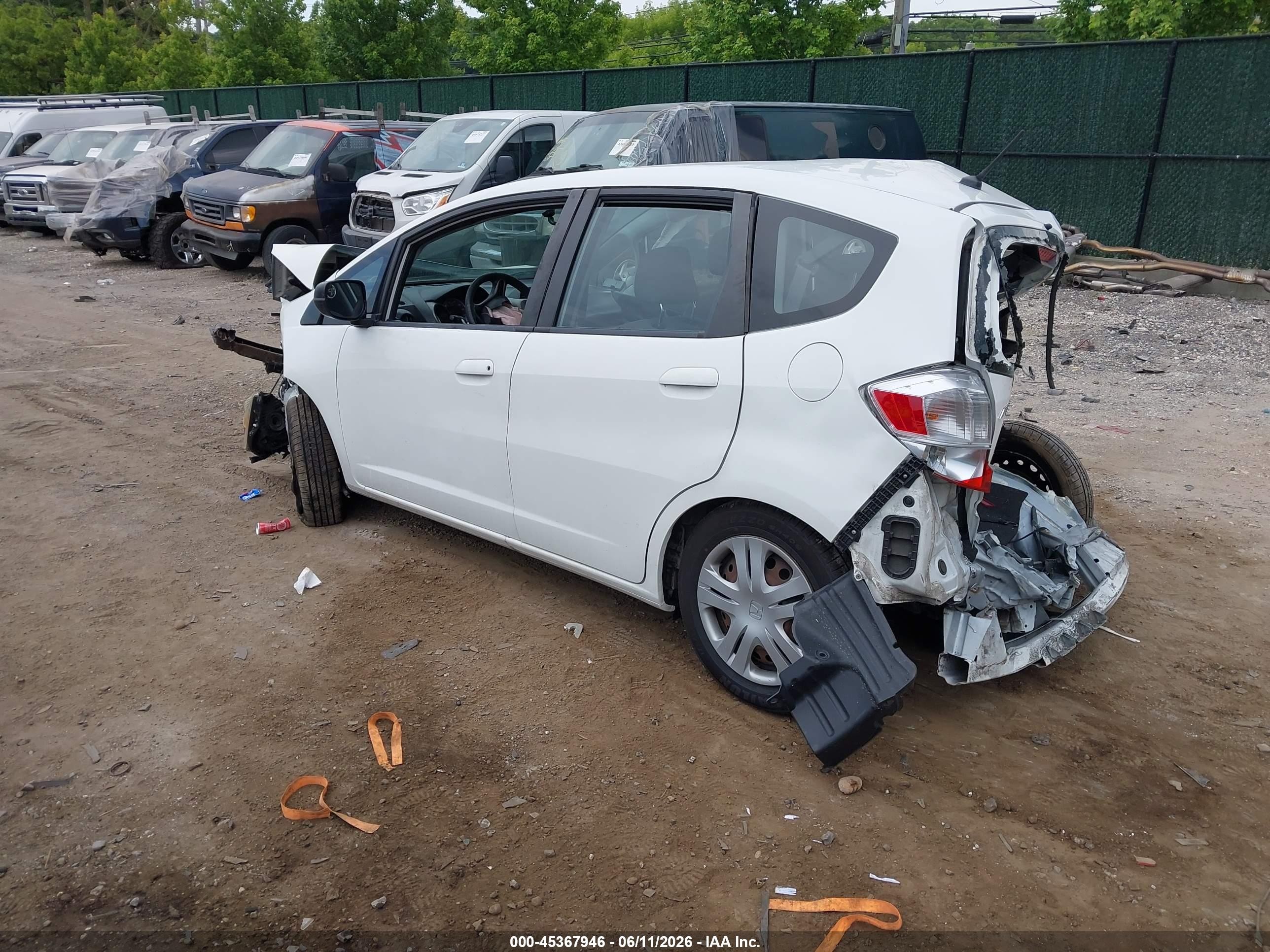 2010 Honda Fit White vin: JHMGE8H29AS003732