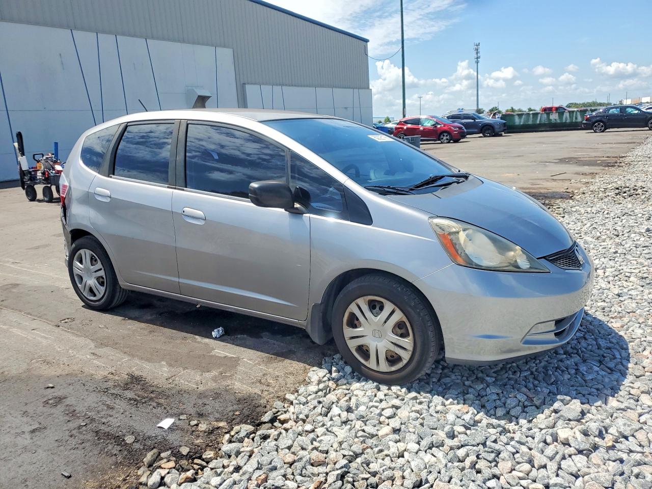 2010 Honda Fit Silver vin: JHMGE8H29AS017520