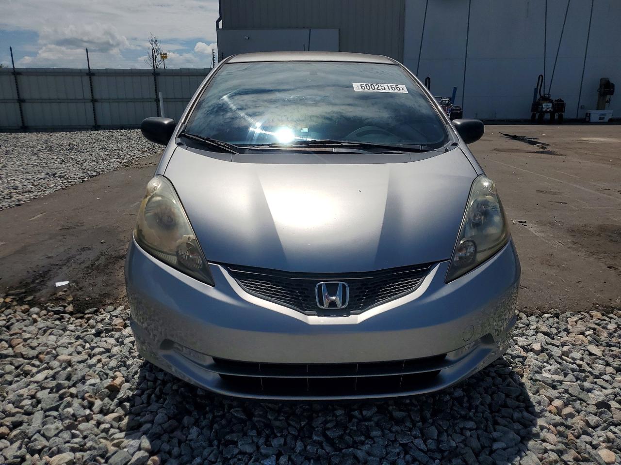 2010 Honda Fit Silver vin: JHMGE8H29AS017520