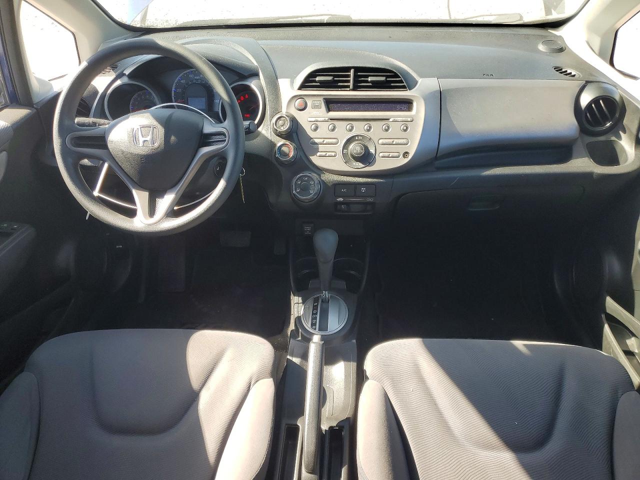 2010 Honda Fit Синий vin: JHMGE8H29AS022104