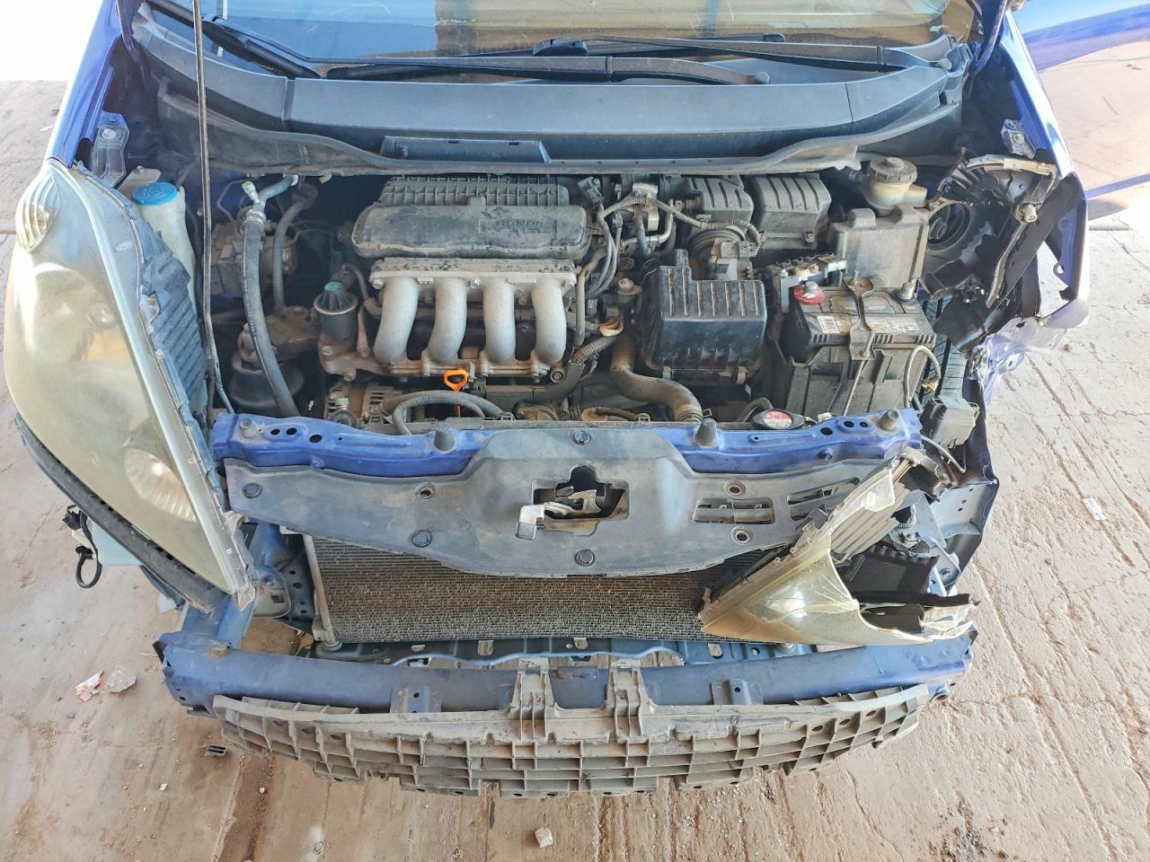 2010 Honda Fit Blue vin: JHMGE8H2XAC007914