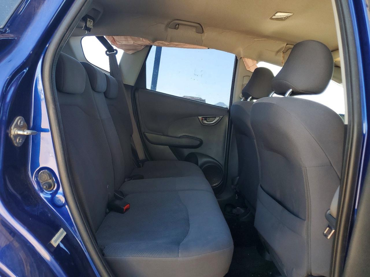 2010 Honda Fit Blue vin: JHMGE8H2XAC007914