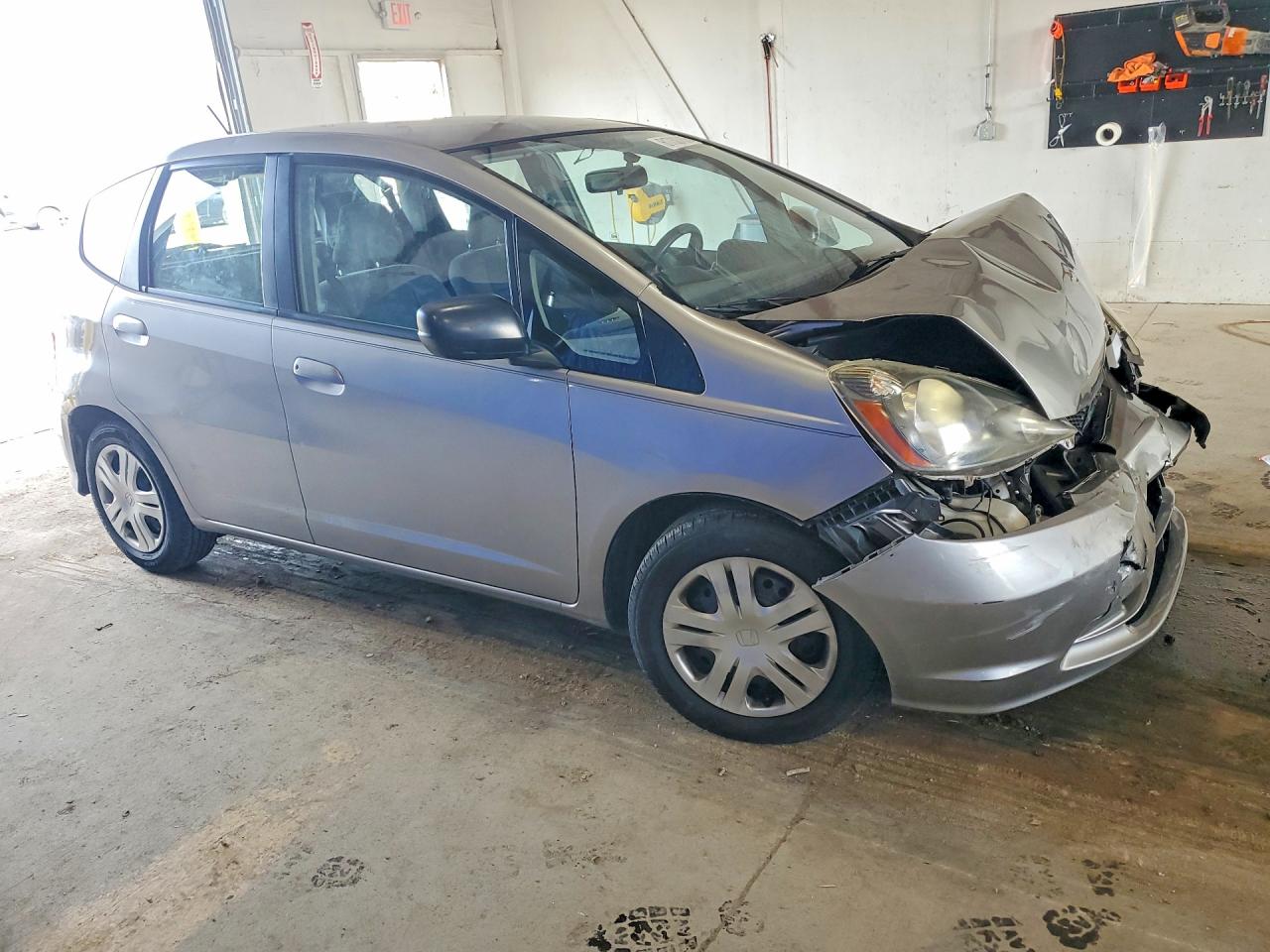 2010 Honda Fit Silver vin: JHMGE8H2XAS001780