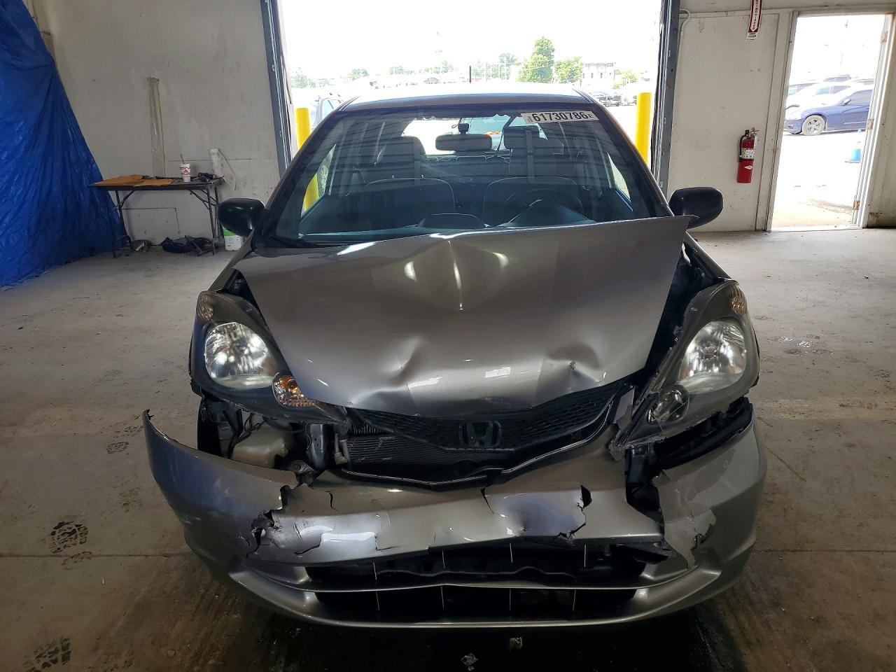 2010 Honda Fit Silver vin: JHMGE8H2XAS001780