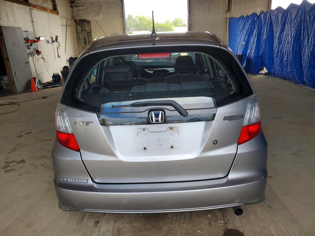 2010 Honda Fit Silver vin: JHMGE8H2XAS001780