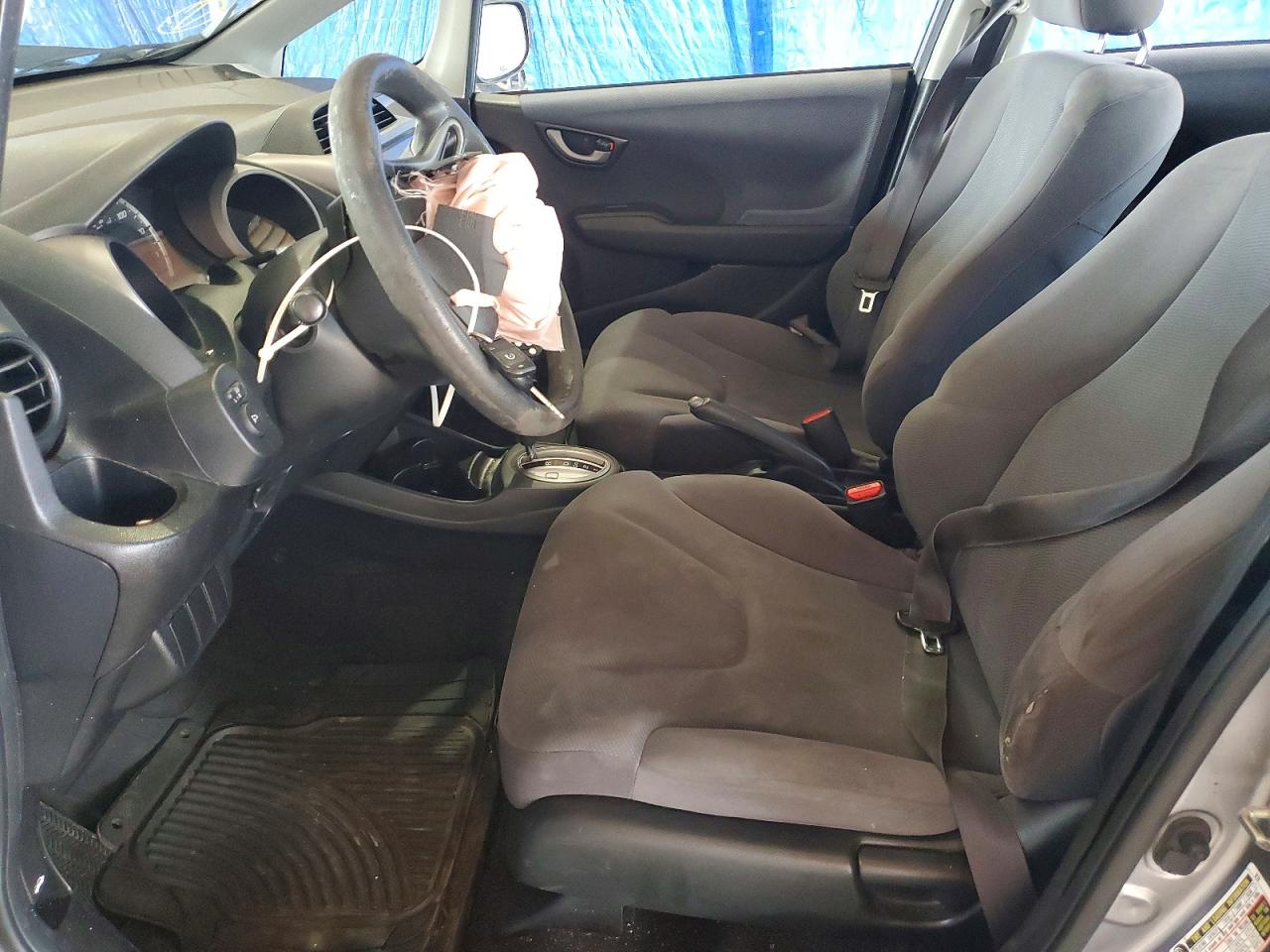 2010 Honda Fit Silver vin: JHMGE8H2XAS001780