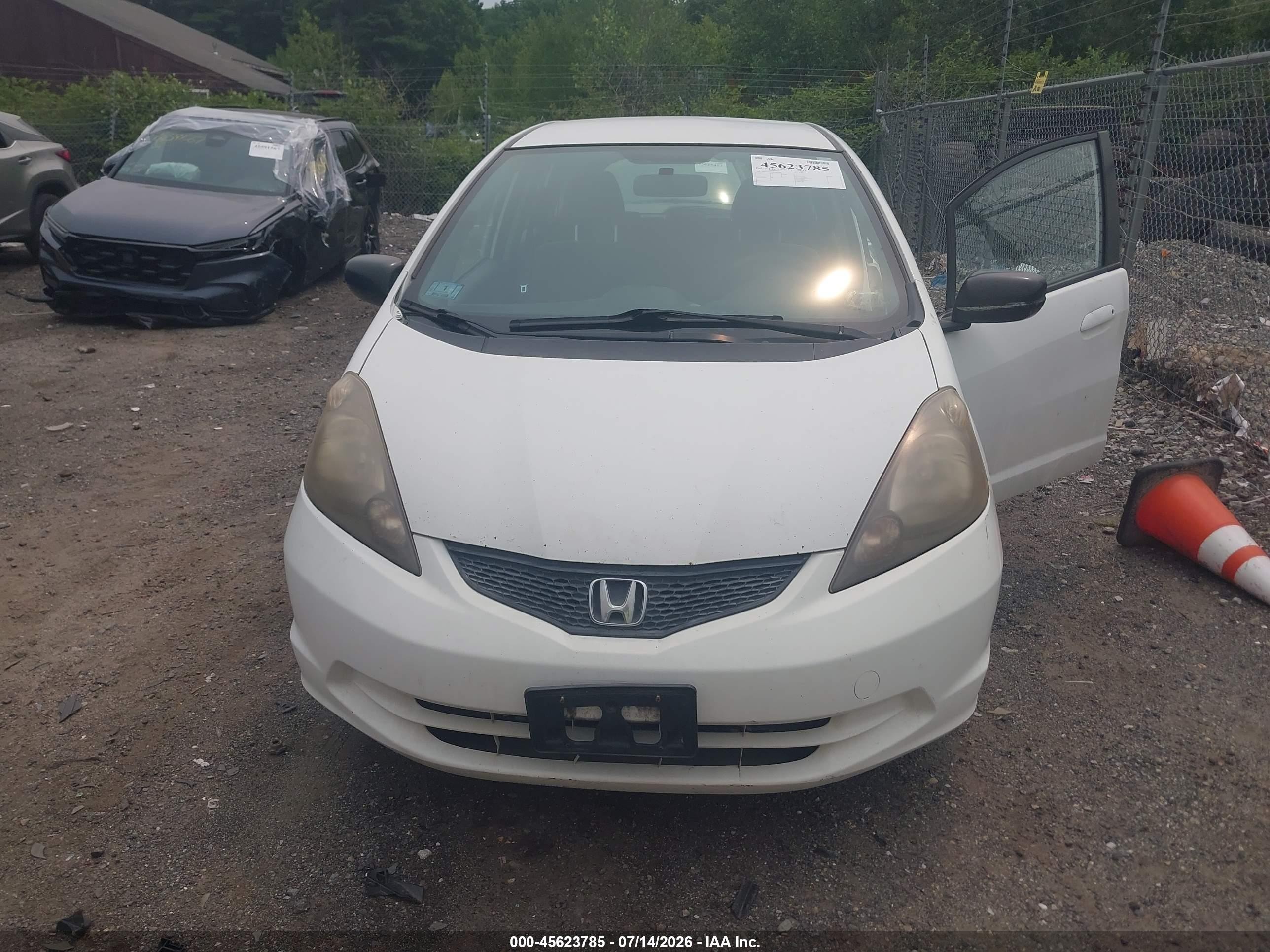 2011 Honda Fit   Серый vin: JHMGE8H30BC005745