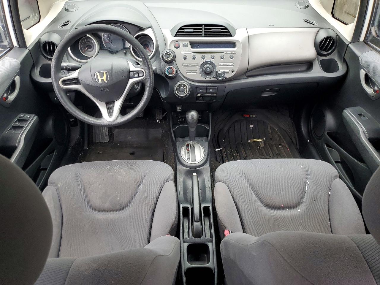 2012 Honda Fit White vin: JHMGE8H30CC035703