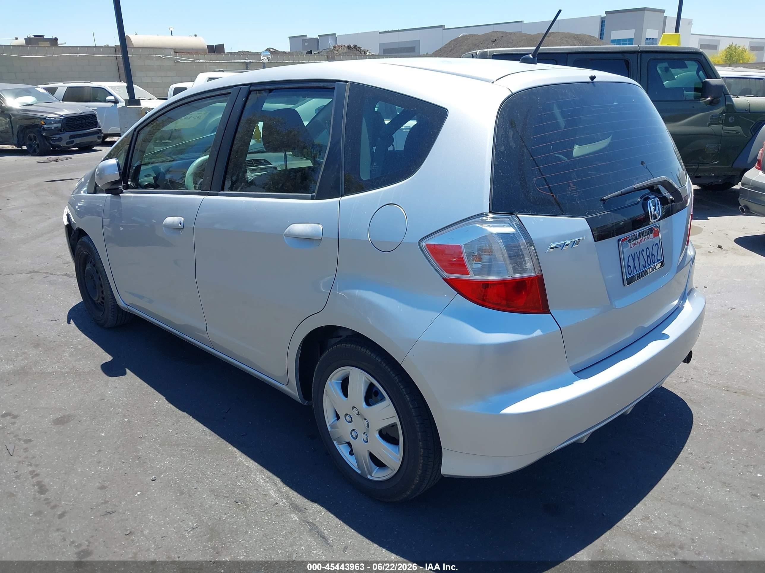 2012 Honda Fit   Silver vin: JHMGE8H30CC037547