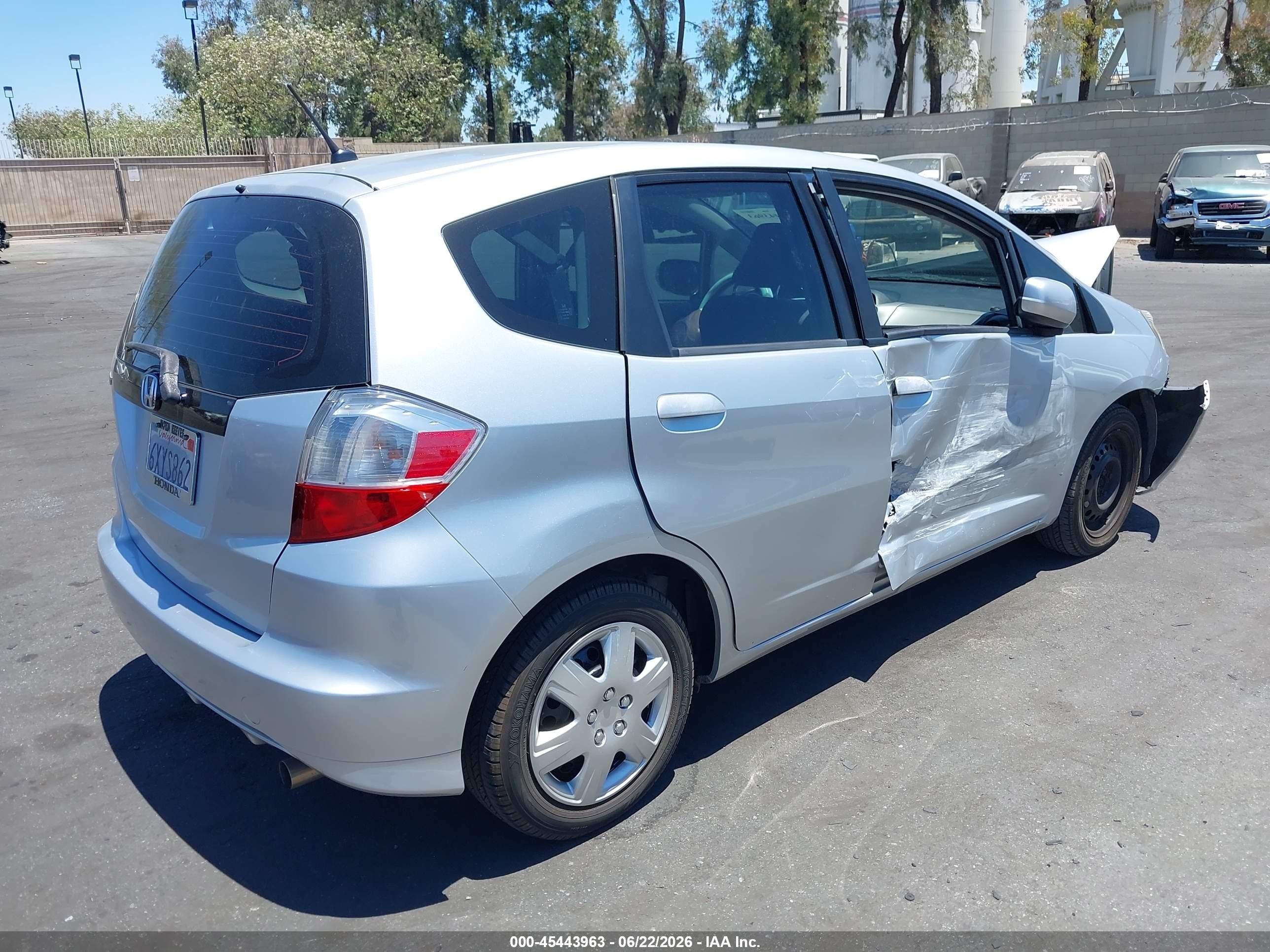 2012 Honda Fit   Silver vin: JHMGE8H30CC037547