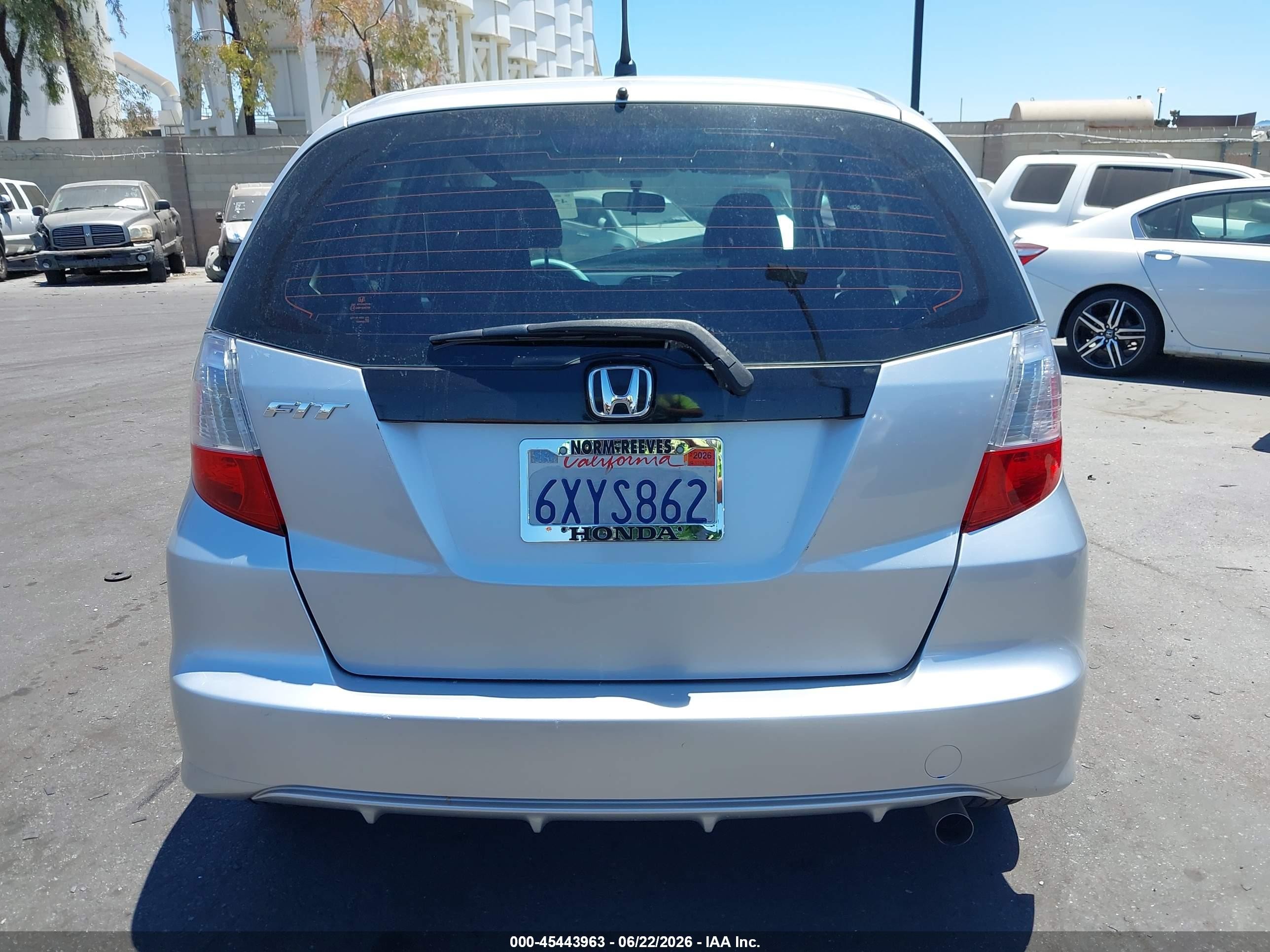 2012 Honda Fit   Silver vin: JHMGE8H30CC037547