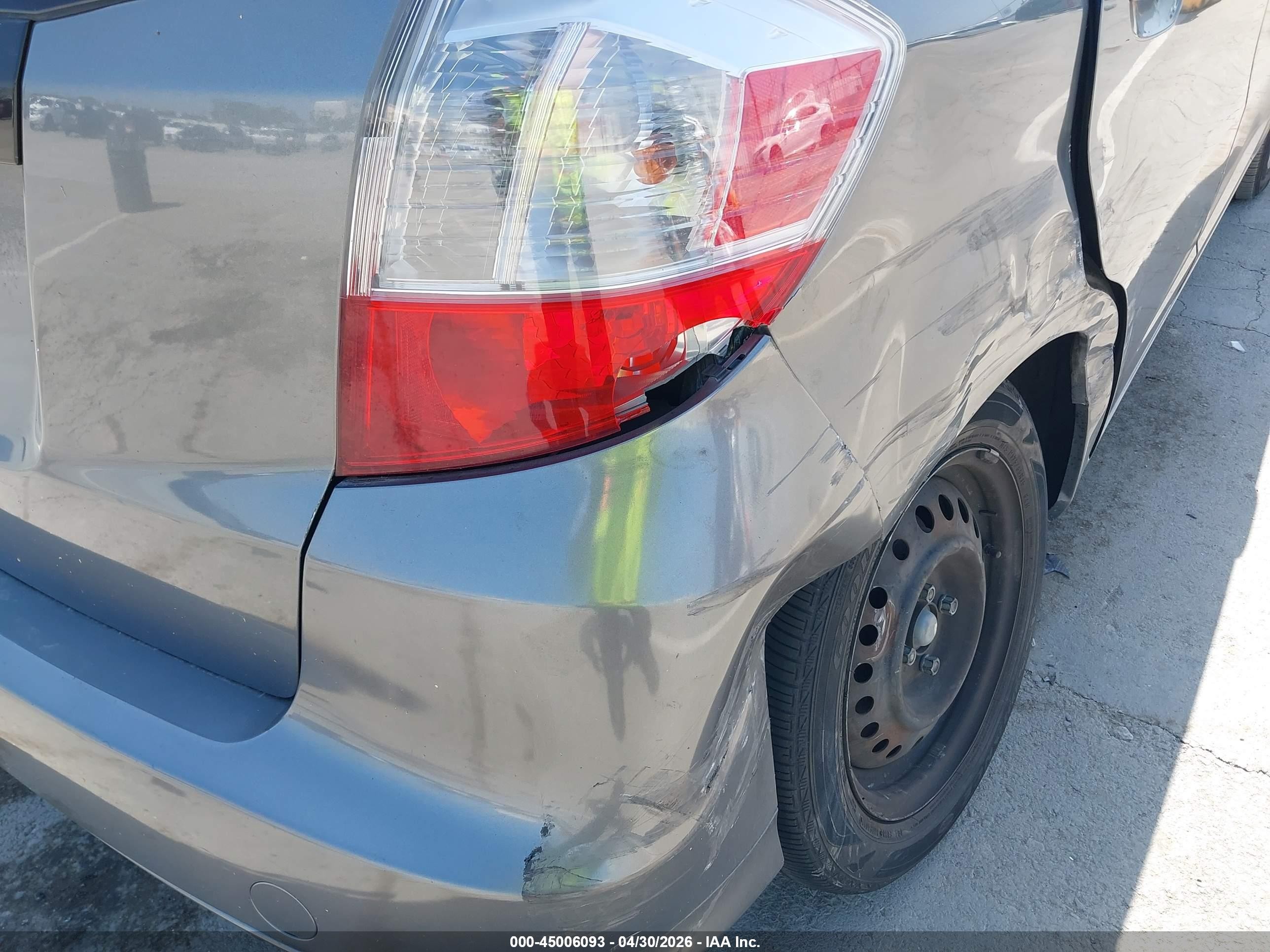 2012 Honda Fit   Gray vin: JHMGE8H30CC037872