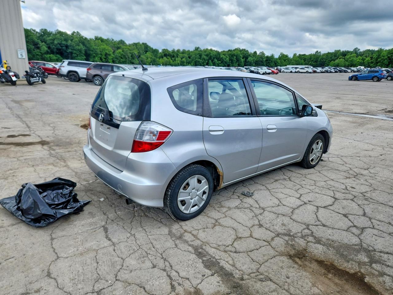 2012 Honda Fit Silver vin: JHMGE8H30CS002318