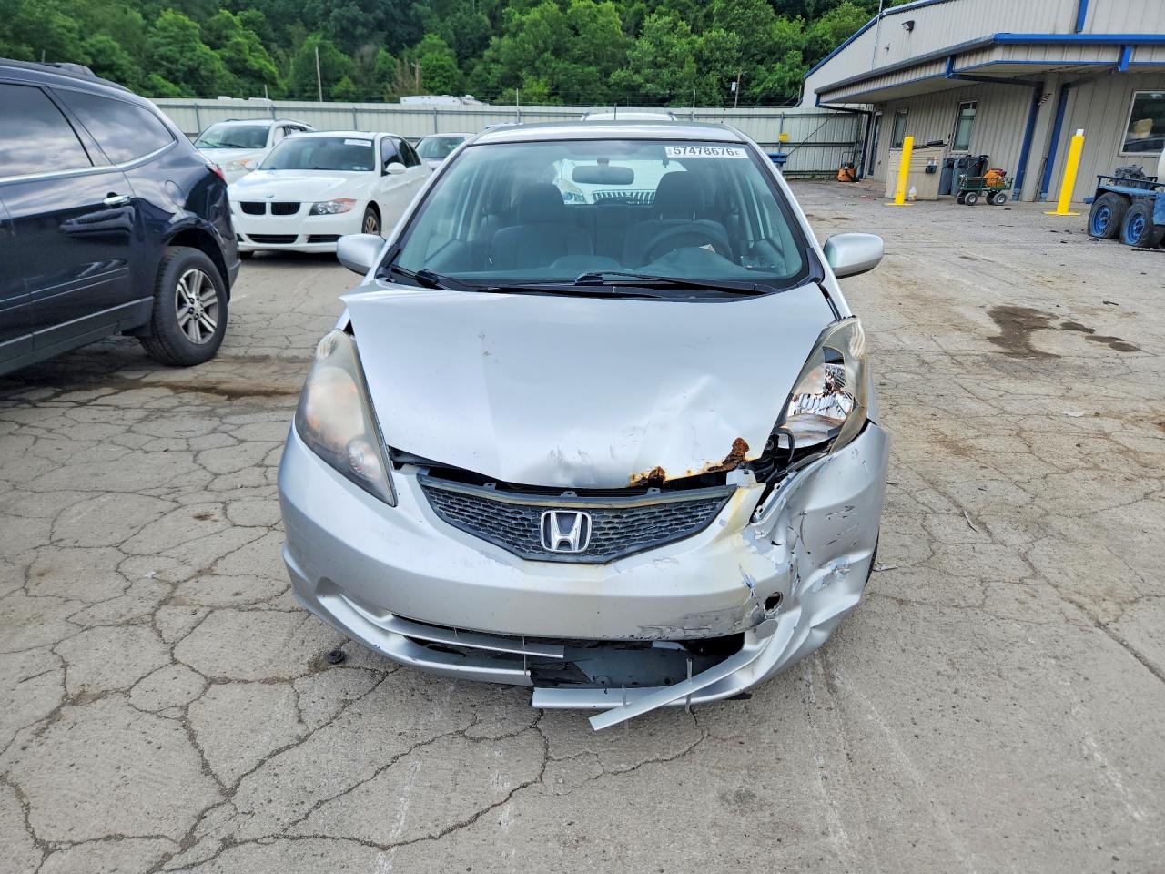 2012 Honda Fit Silver vin: JHMGE8H30CS002318