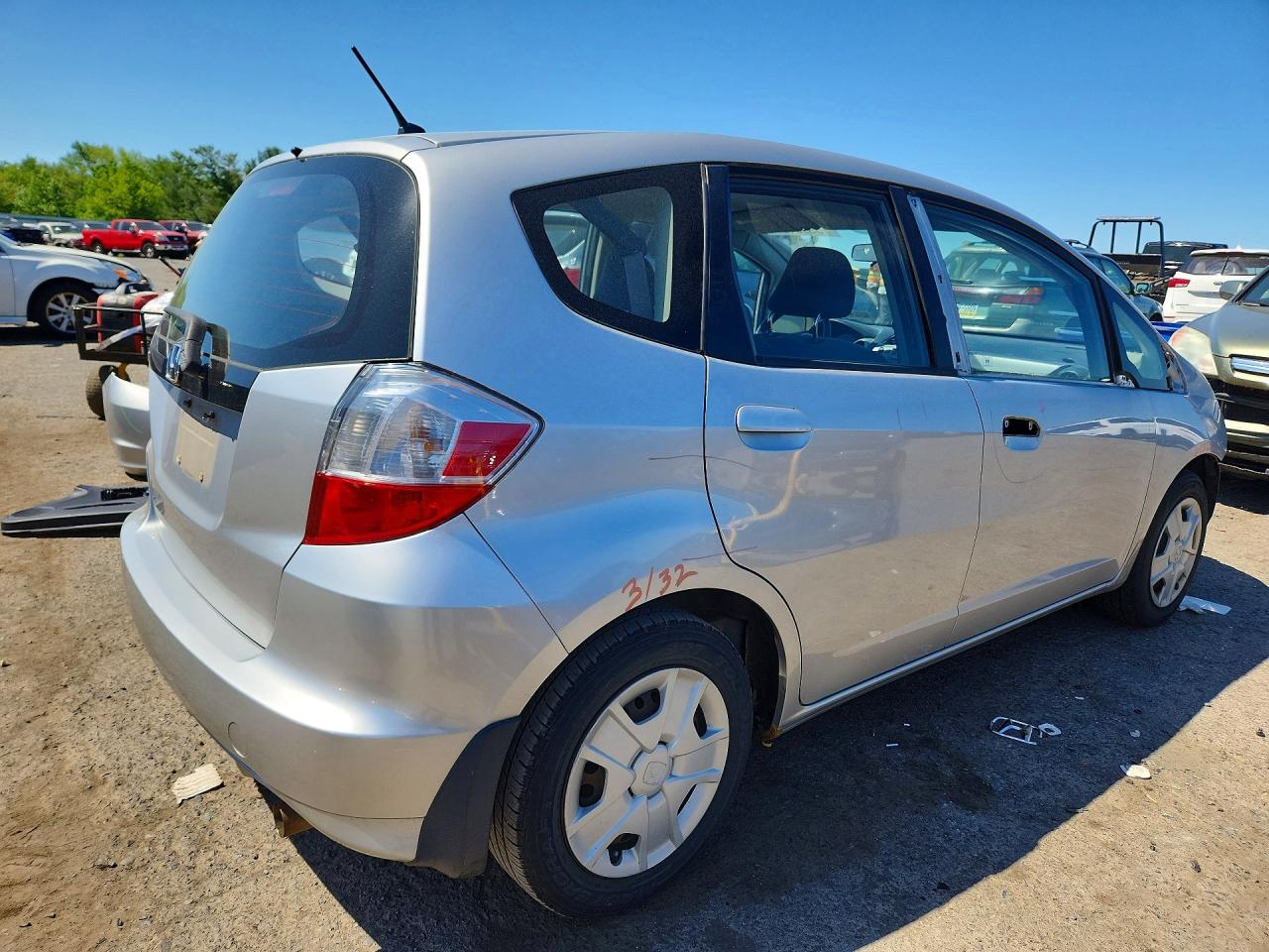 2012 Honda Fit Silver vin: JHMGE8H30CS004411