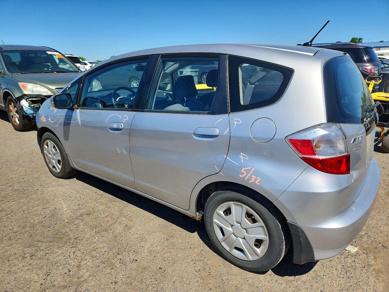 2012 Honda Fit Silver vin: JHMGE8H30CS004411
