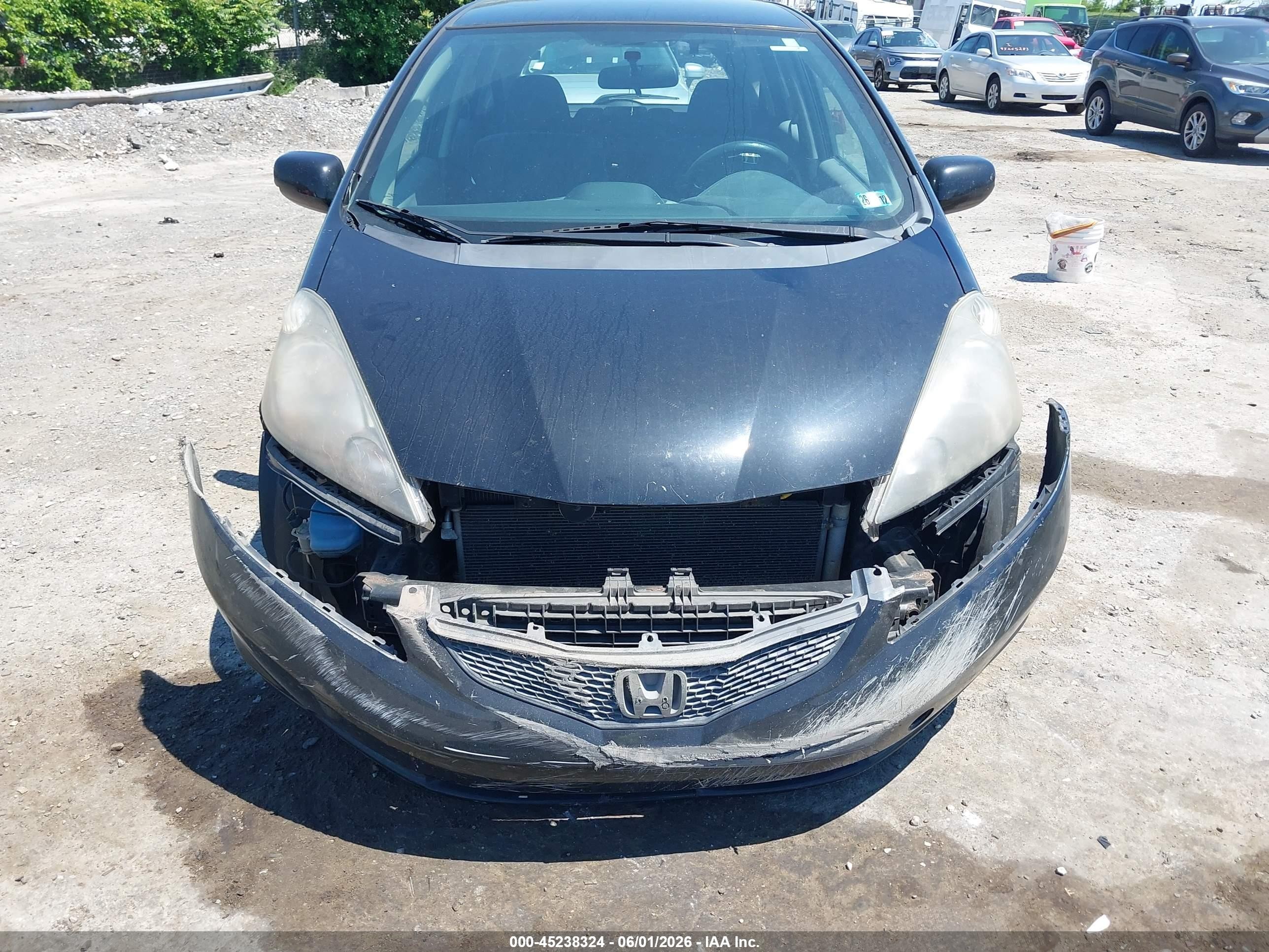 2012 Honda Fit   Black vin: JHMGE8H30CS008121