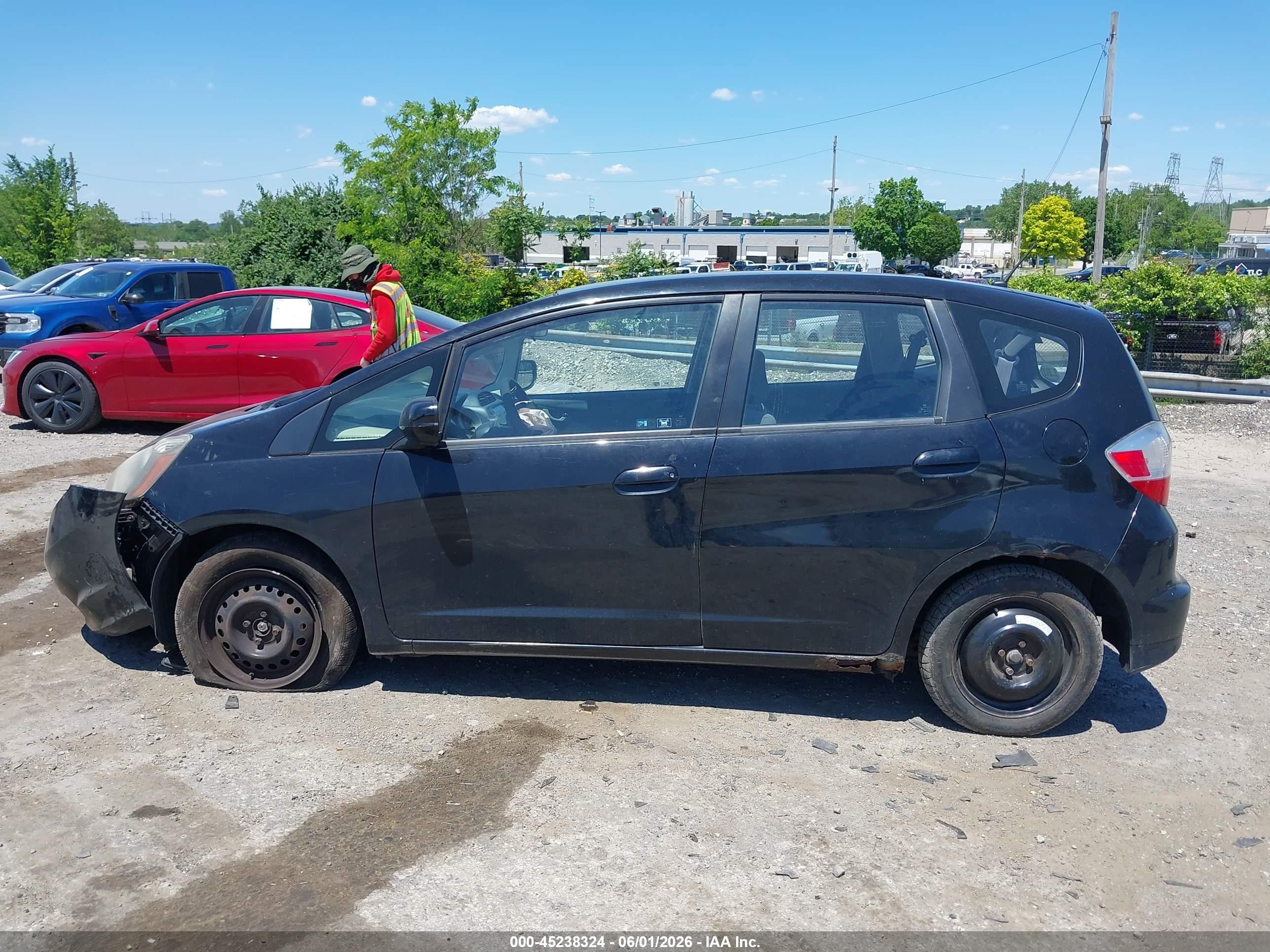 2012 Honda Fit   Black vin: JHMGE8H30CS008121